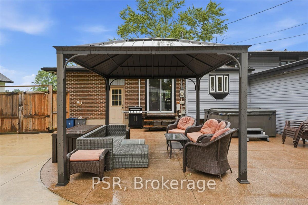 32 Richmond Street Property Photo 33