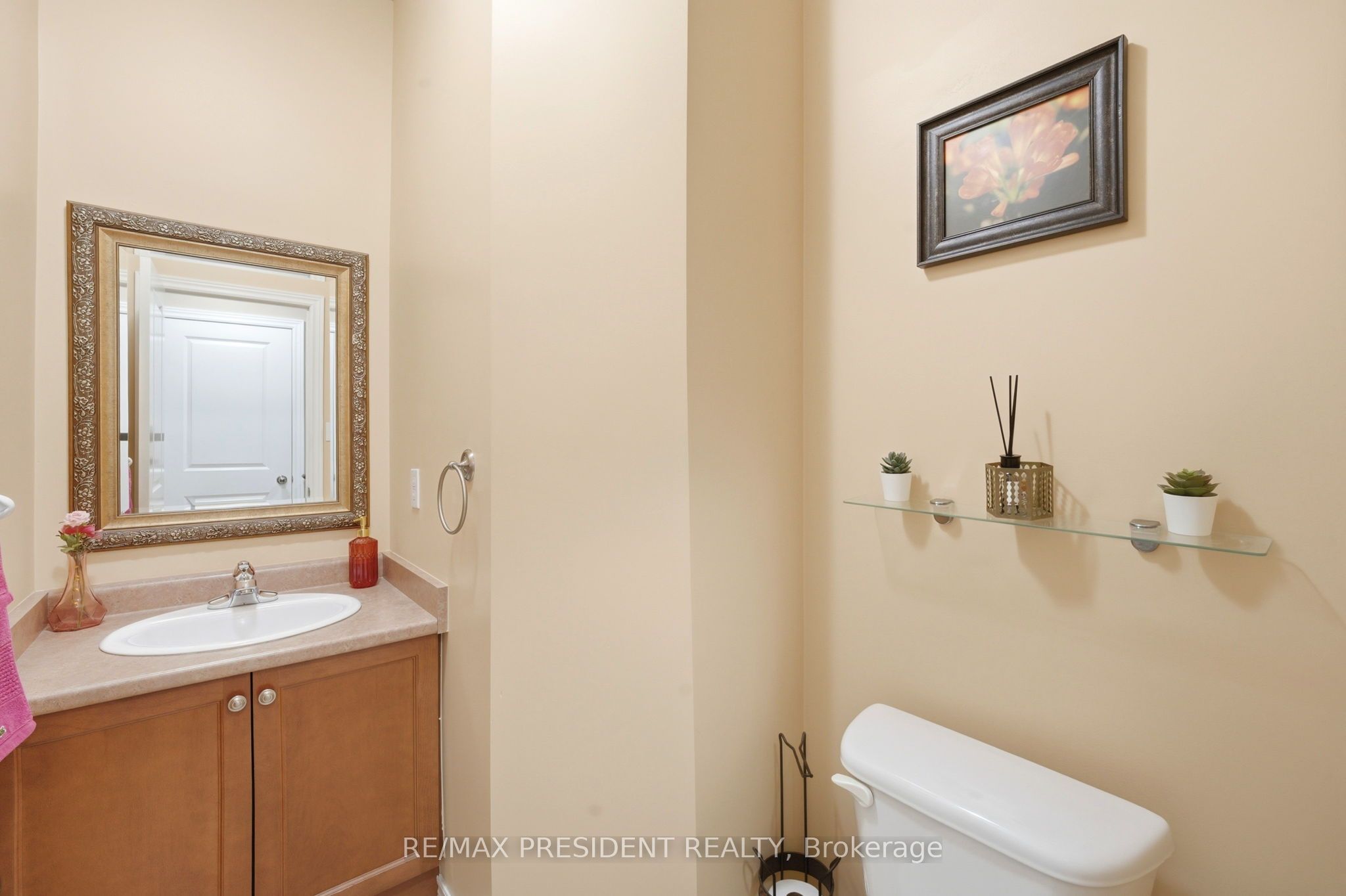 45 Seabreeze Crescent 23 Property Photo 13