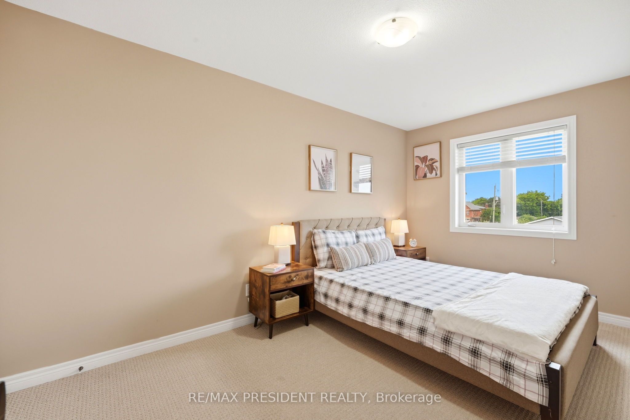 45 Seabreeze Crescent 23 Property Photo 19