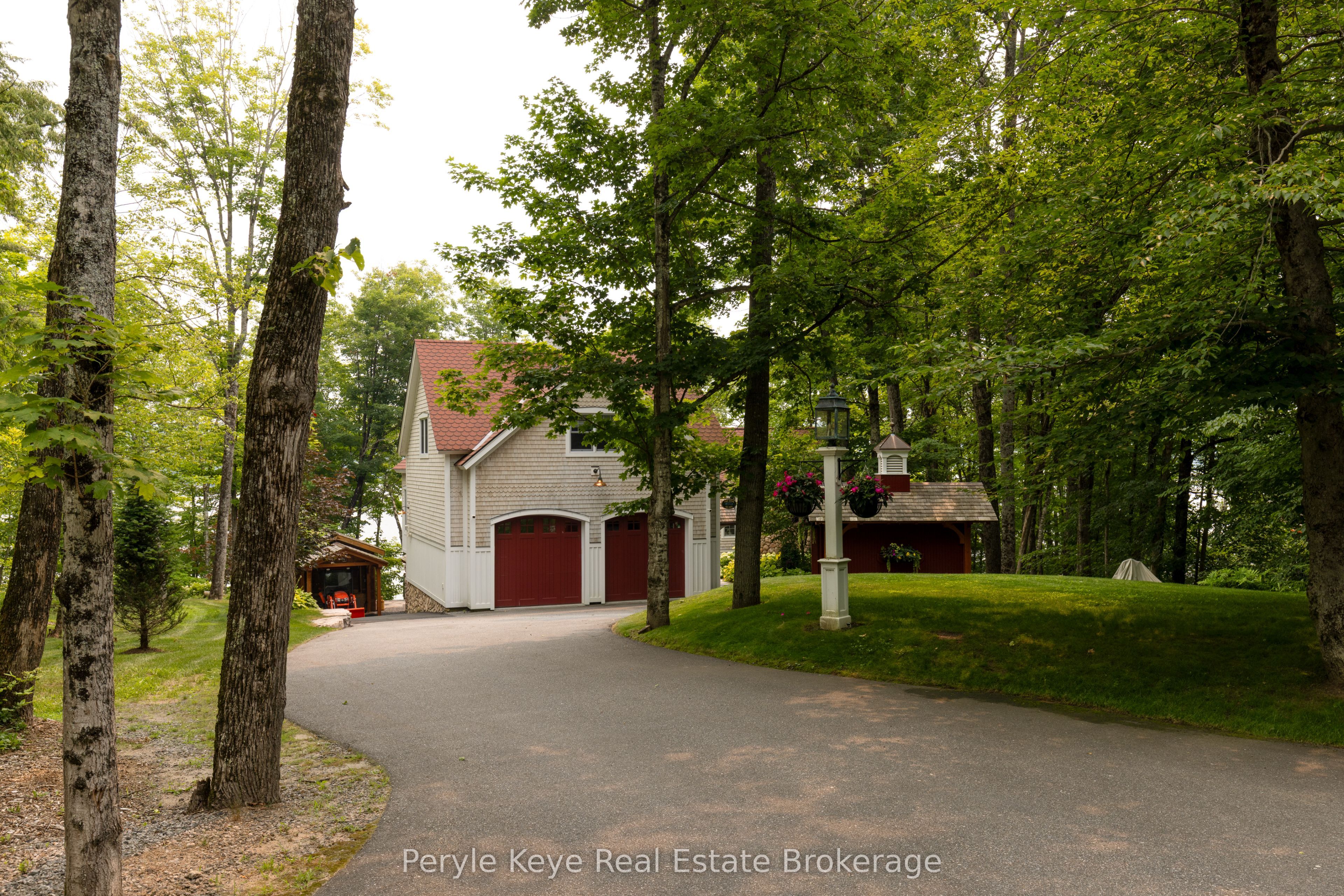 1159 Maplehurst Drive Property Photo 3