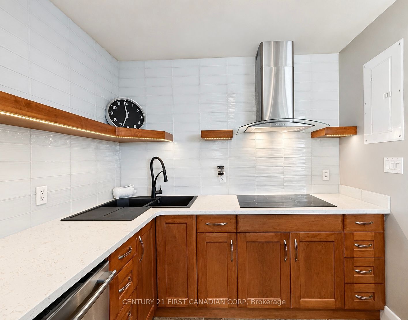 155 Front Street N 1308 Property Photo 11
