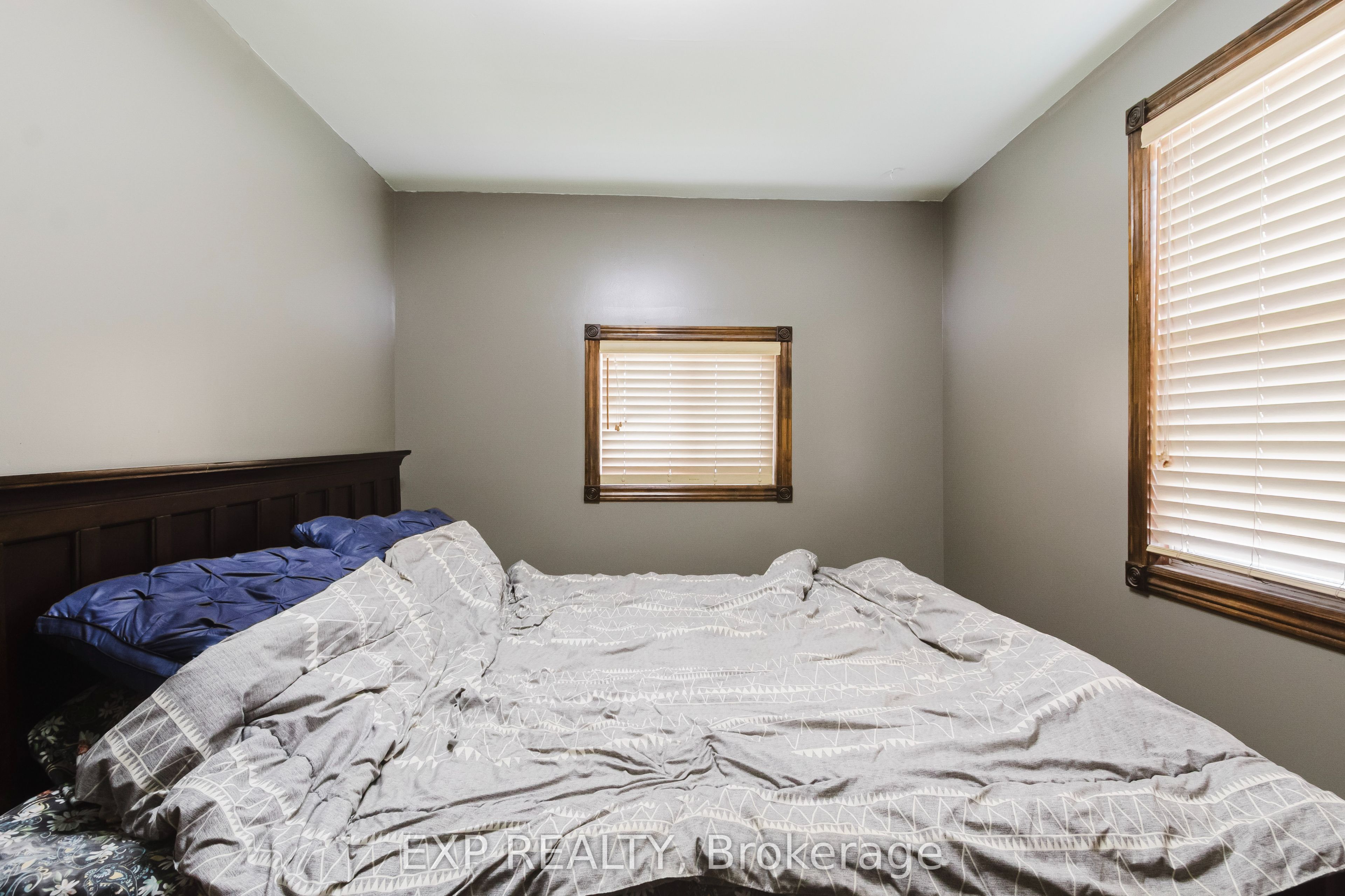 9819 Onieda Road Property Photo 11