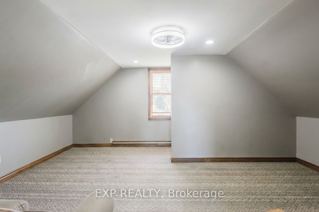 9819 Onieda Road Property Photo 18