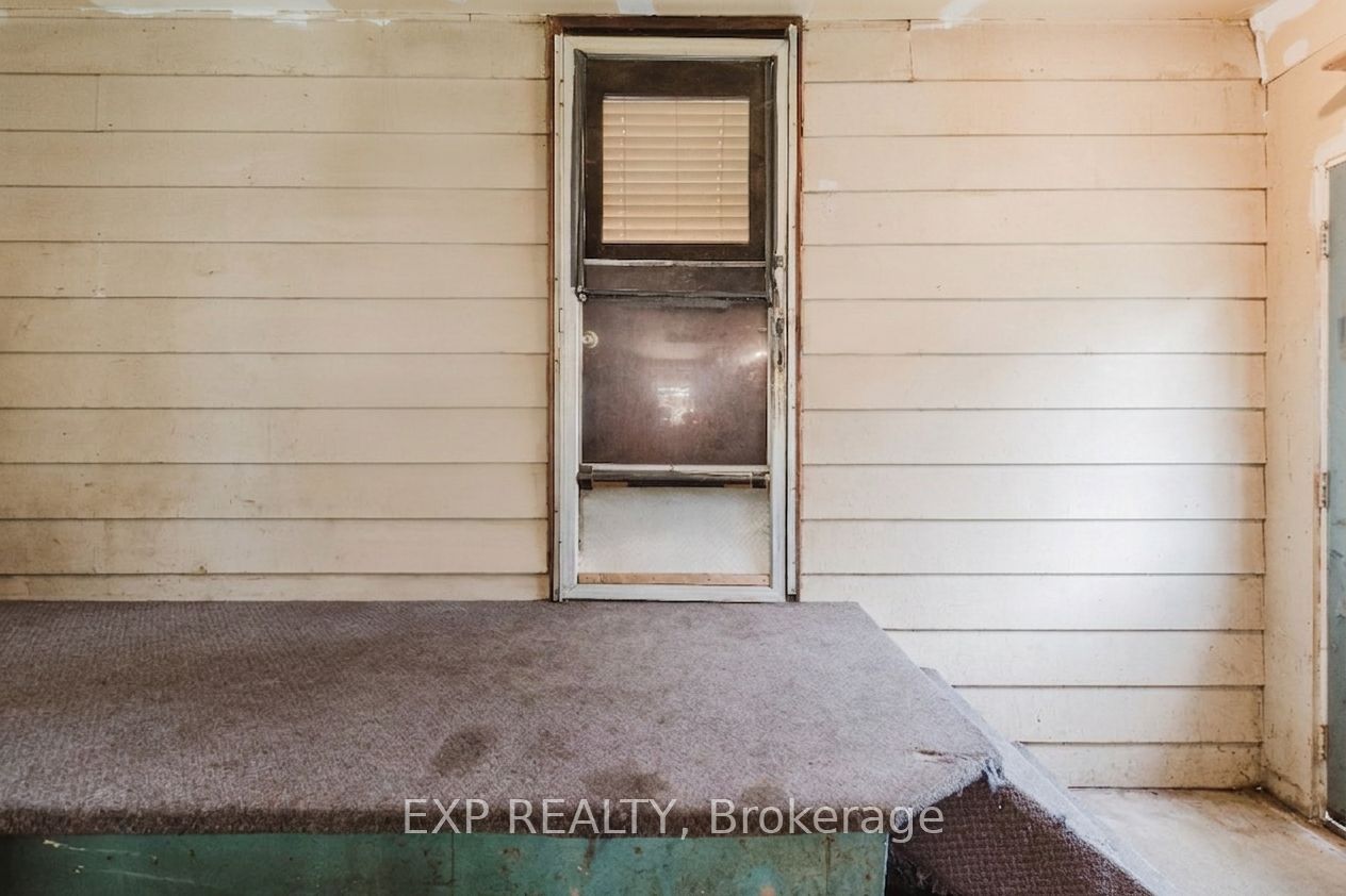 9819 Onieda Road Property Photo 23