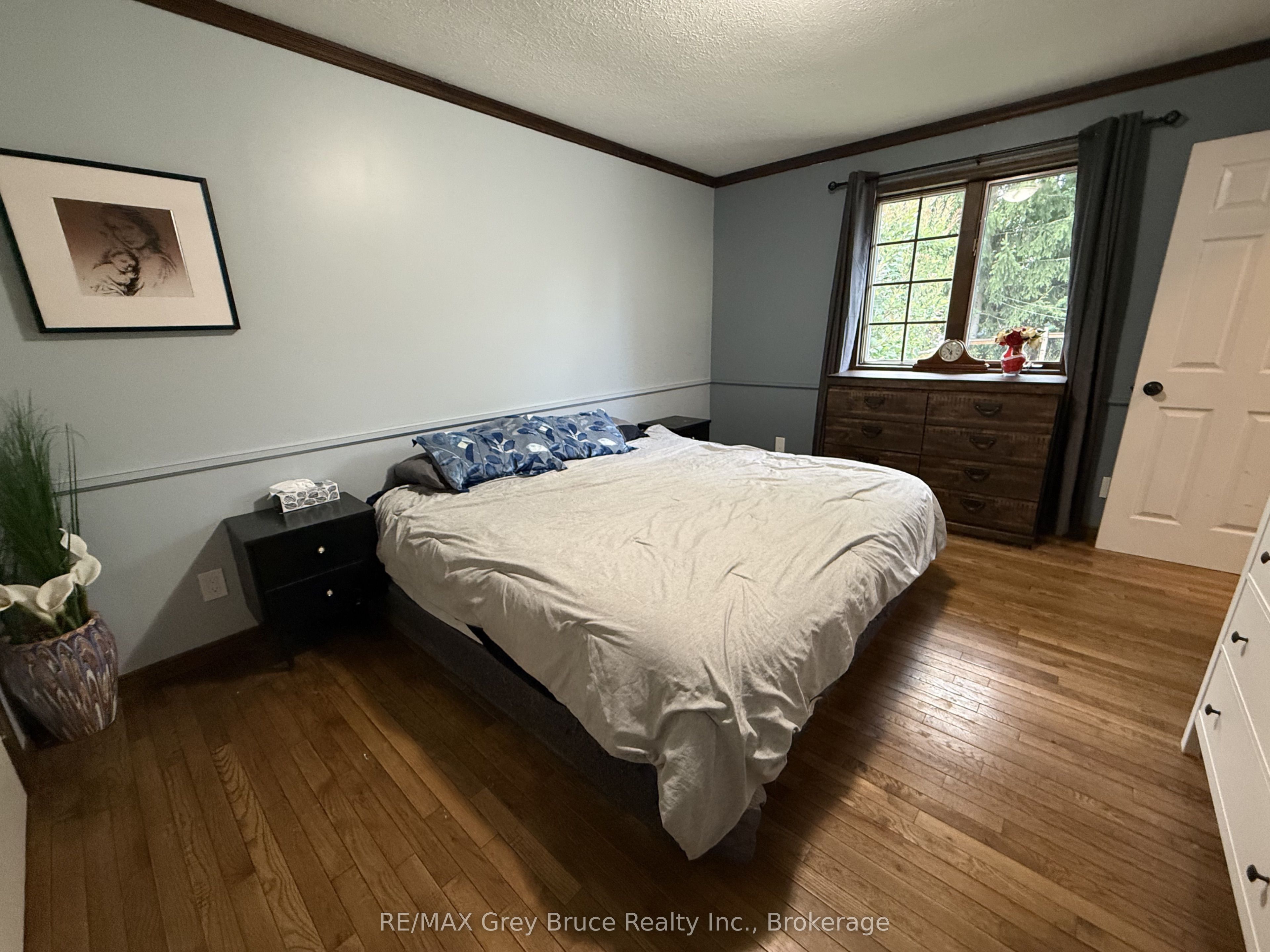 840 4th Street E Property Photo 10