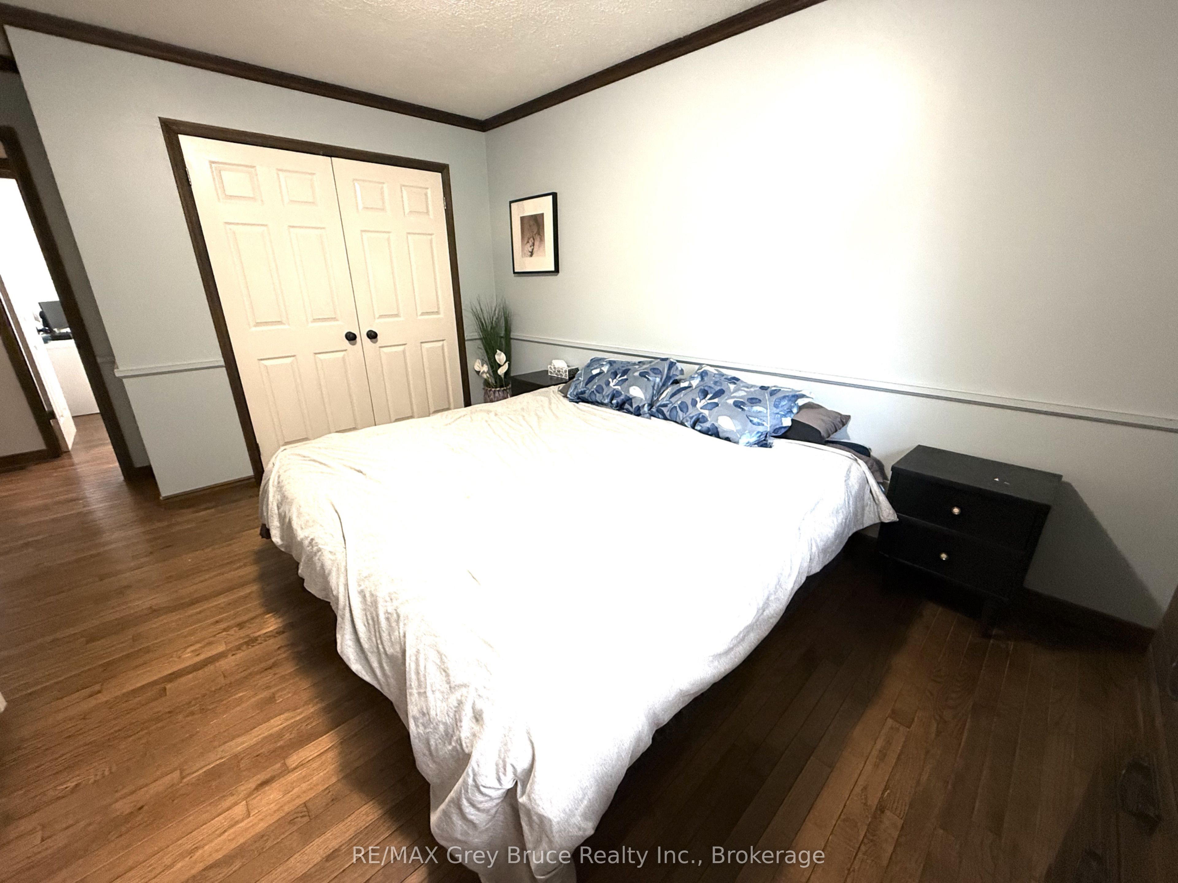 840 4th Street E Property Photo 11