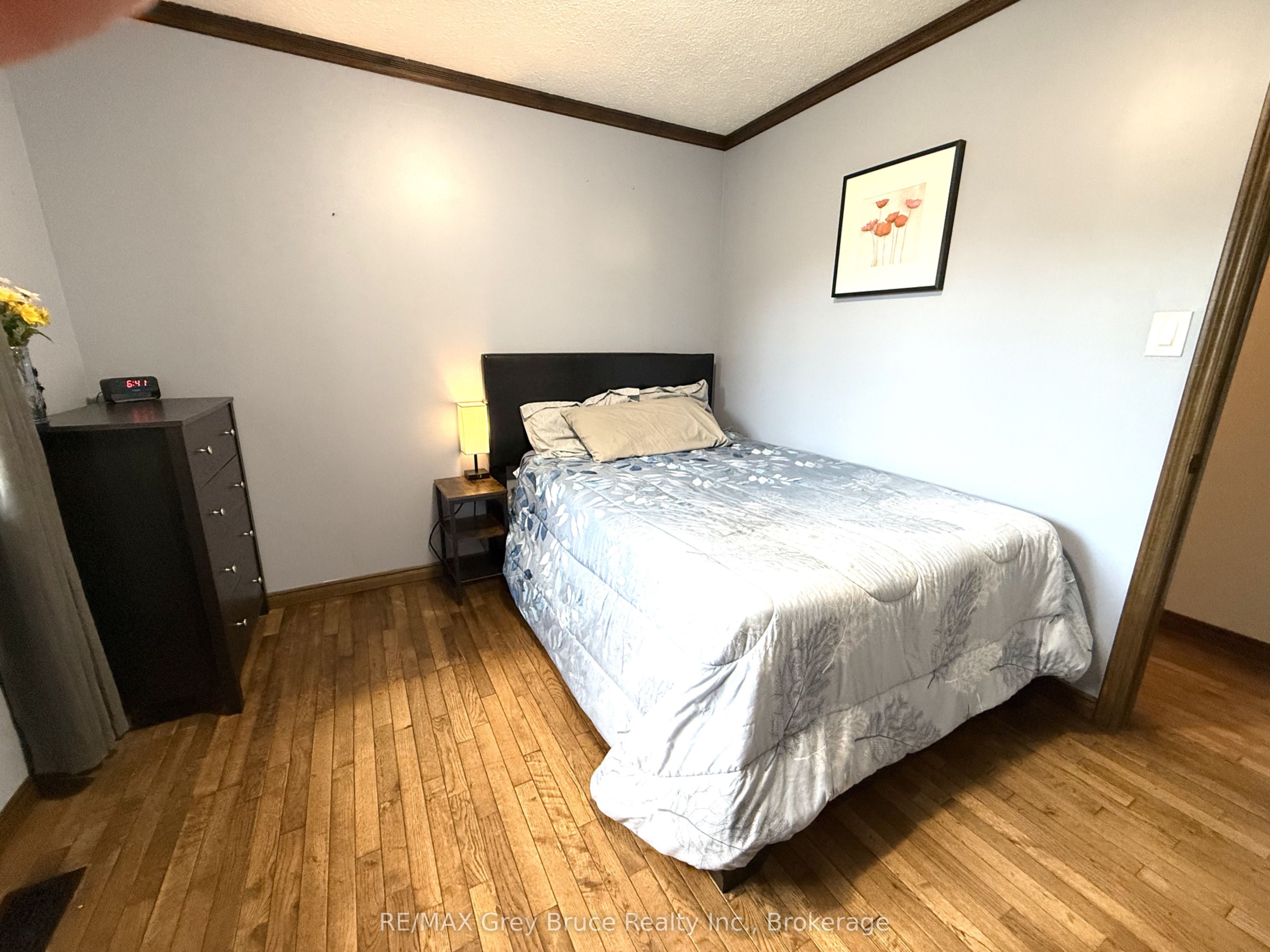 840 4th Street E Property Photo 14