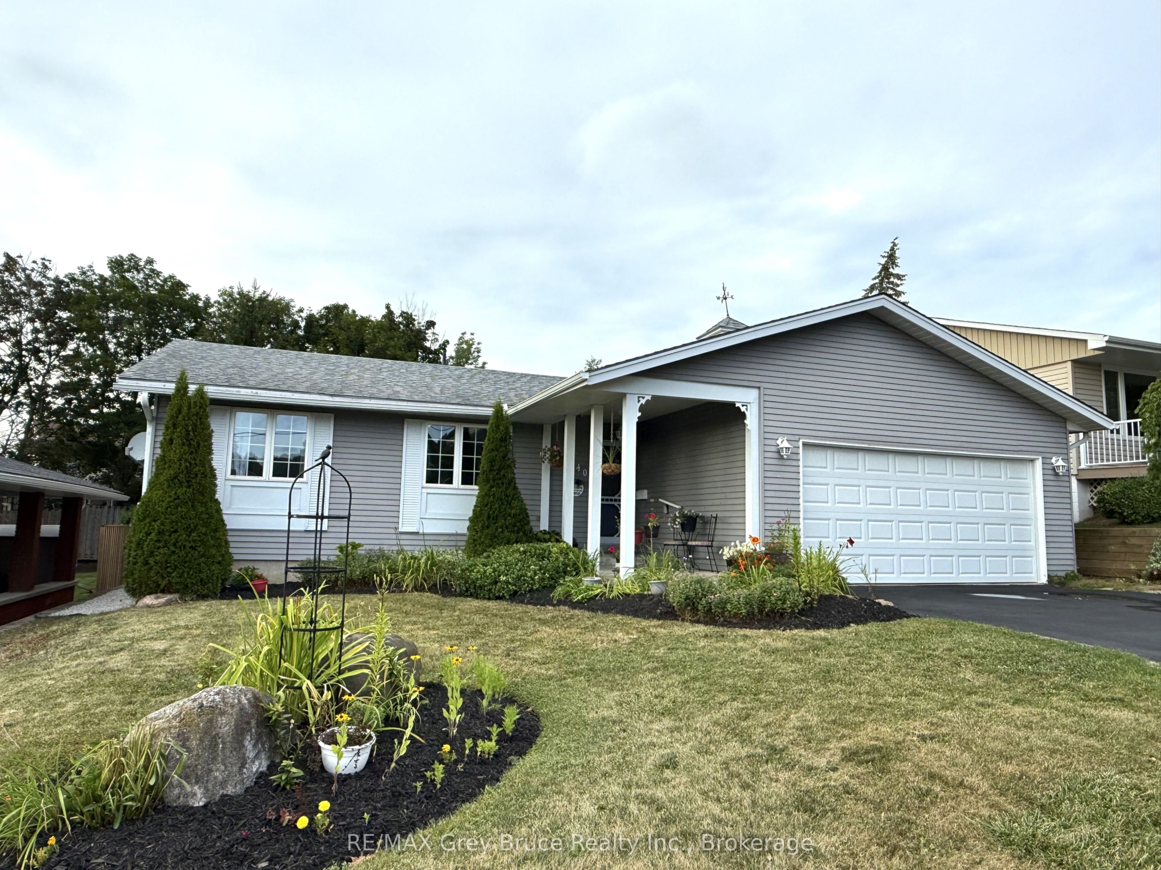 840 4th Street E Property Photo 36