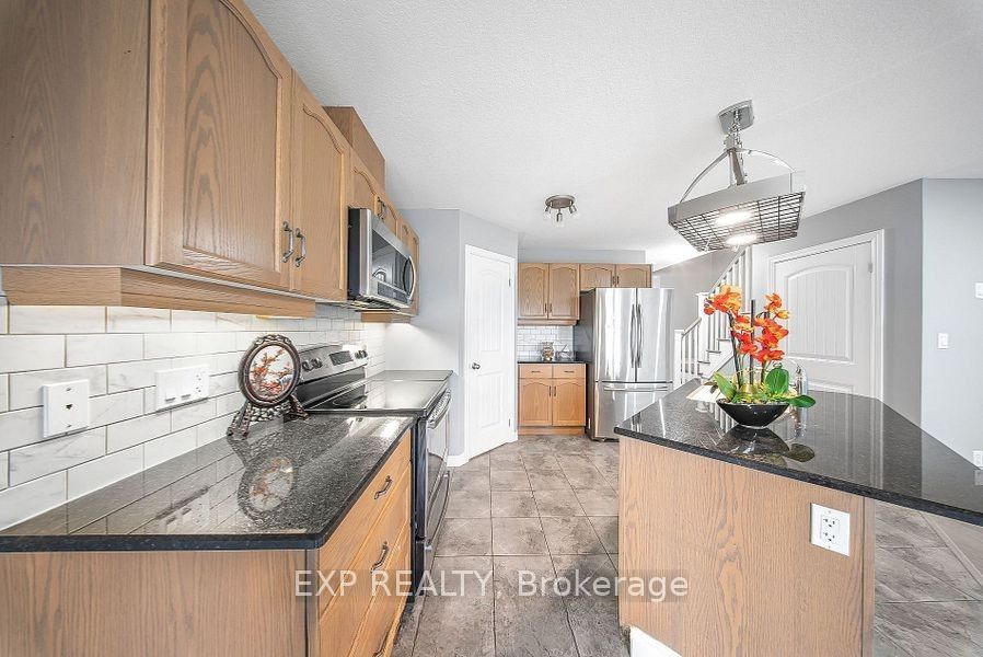 1441 Dunkirk Avenue Property Photo 10