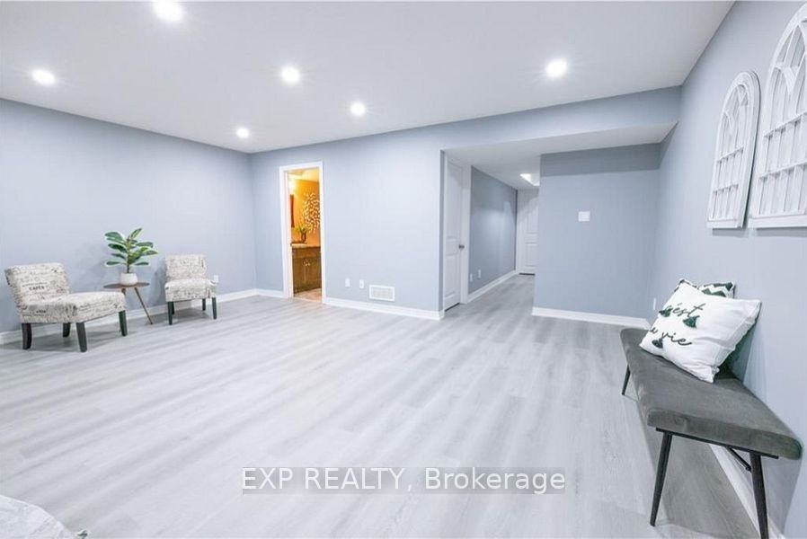 1441 Dunkirk Avenue Property Photo 31