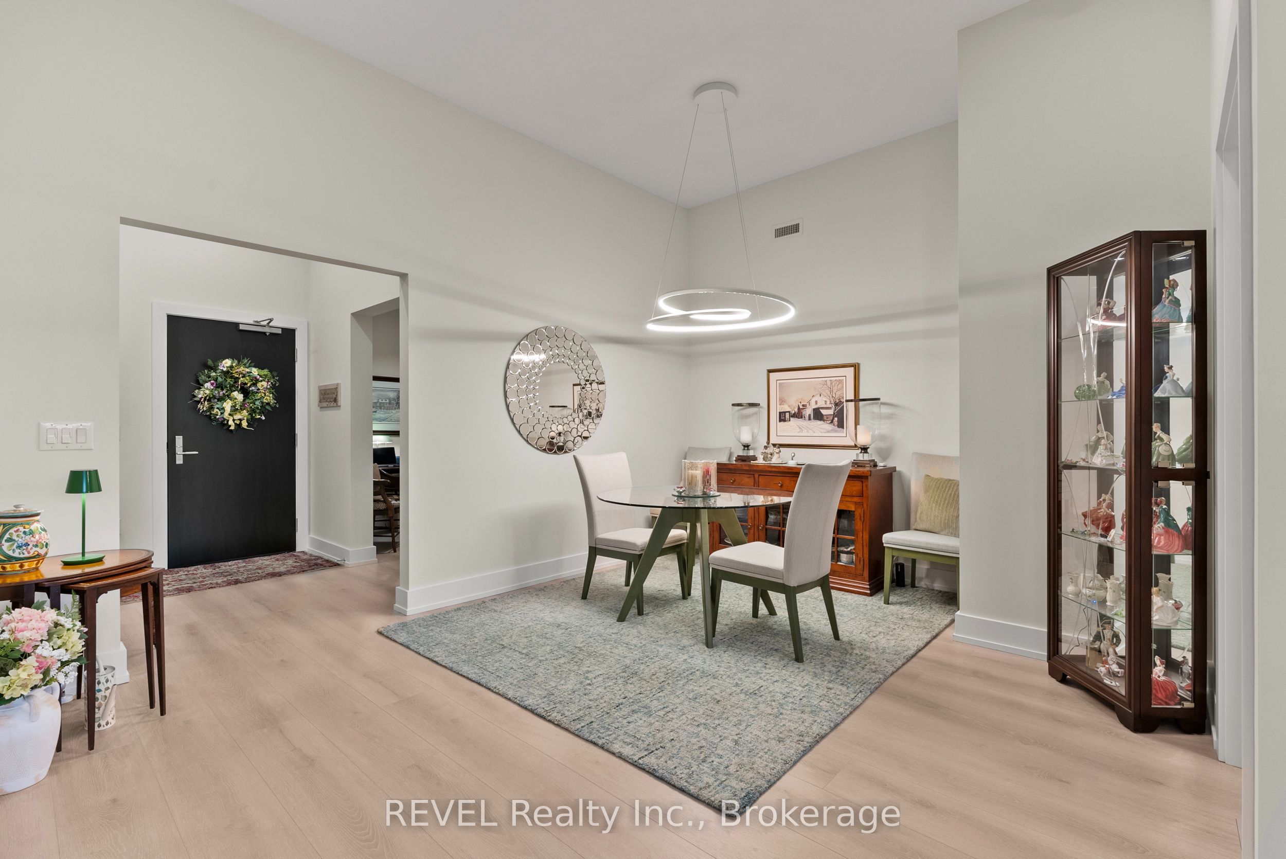77 Yates Street 404 Property Photo 17