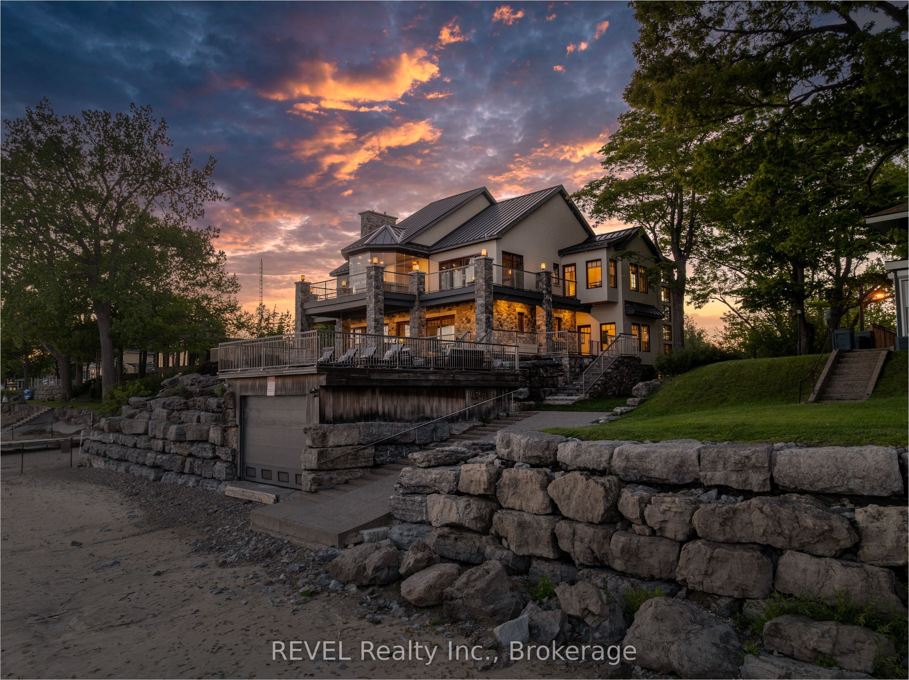 3067 Thunder Bay Road Property Photo 2