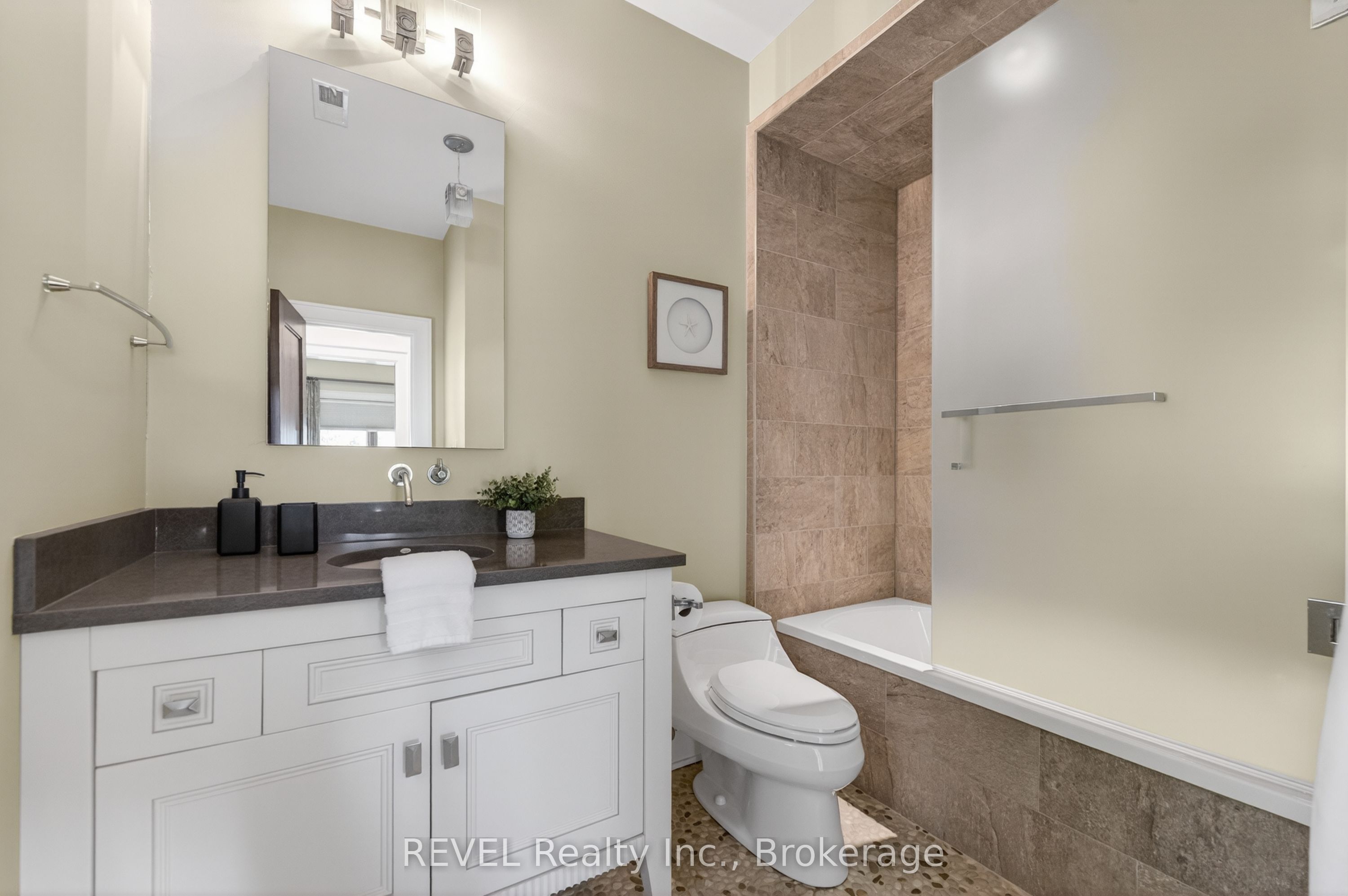 3067 Thunder Bay Road Property Photo 28