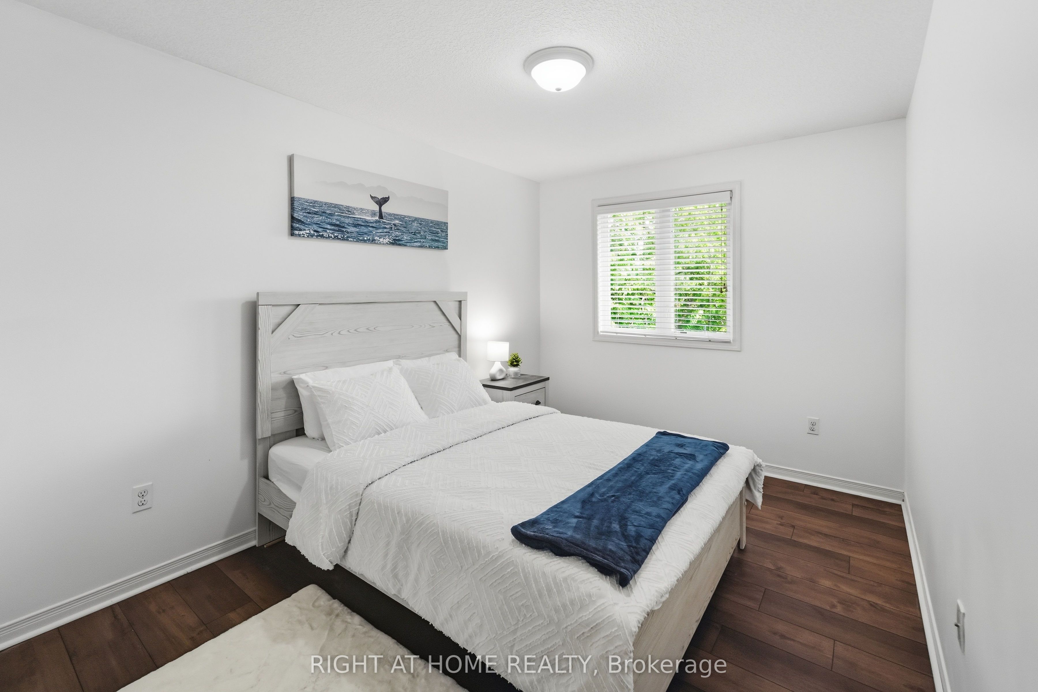 582 Hyde Park Road 7 Property Photo 21
