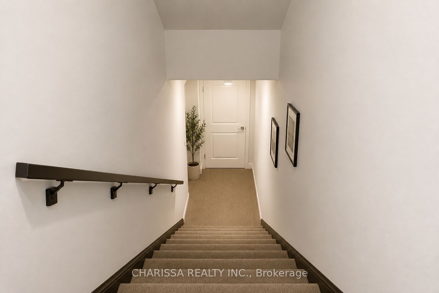 41 Dennis Drive Property Photo 13
