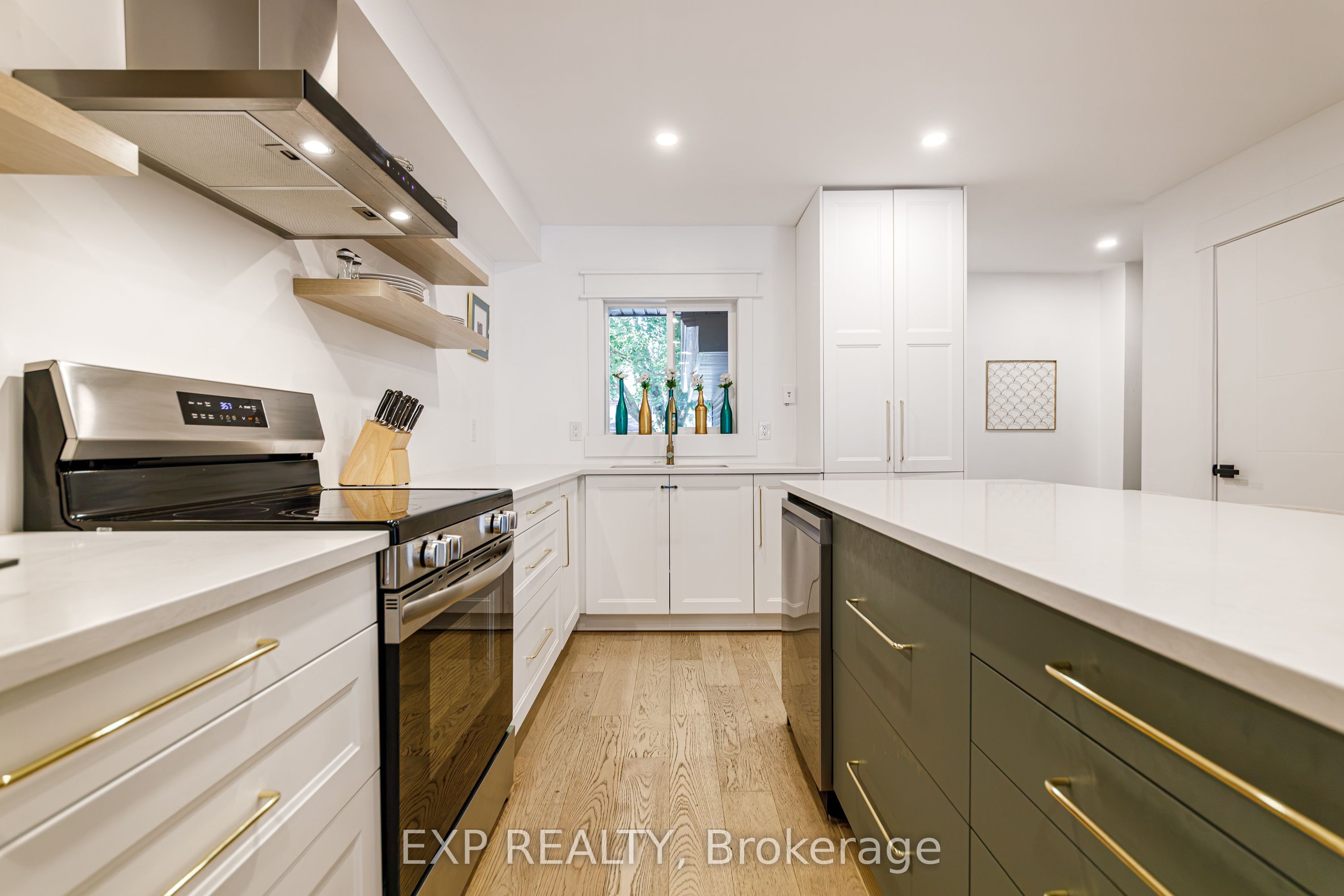 37 Dignard Street Property Photo 9