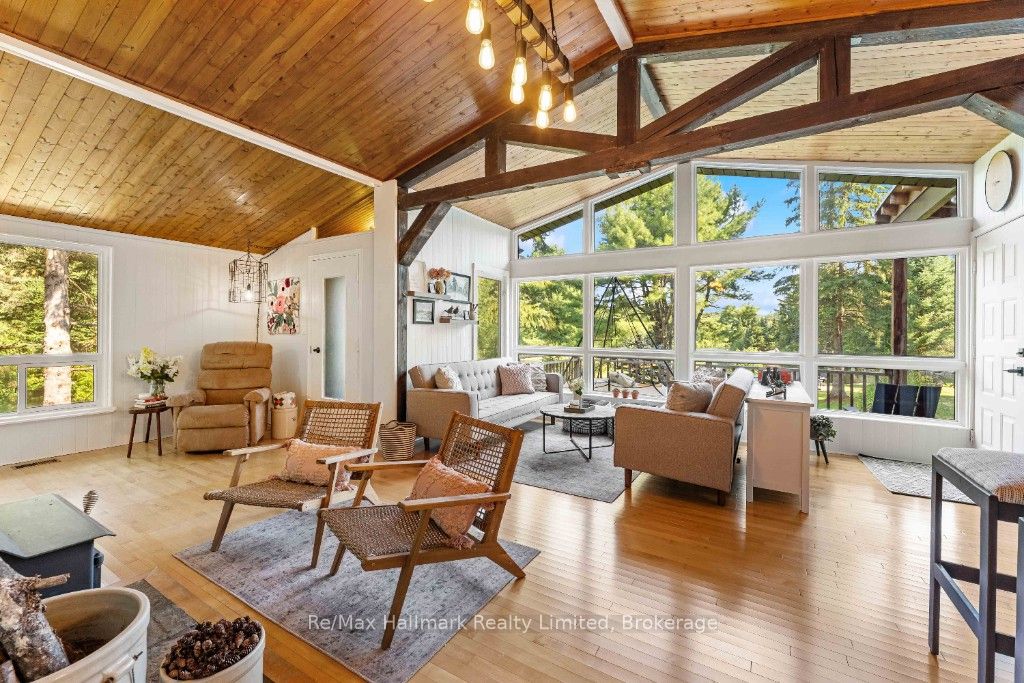 X13681720 Property Photo 18