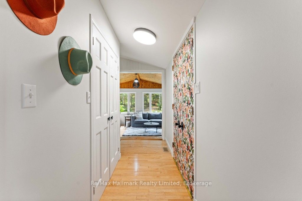 X13681720 Property Photo 25