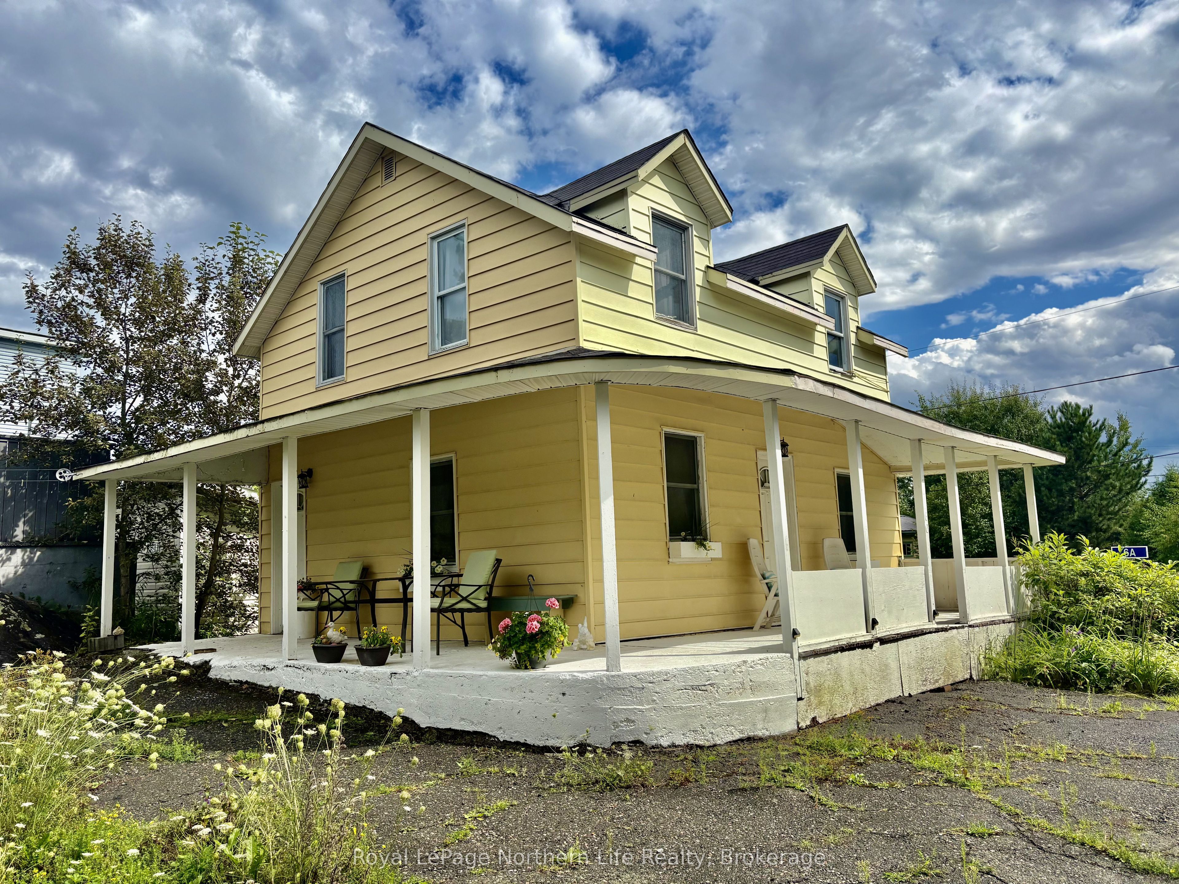 6a & 6b Mountainview Drive Property Photo 2