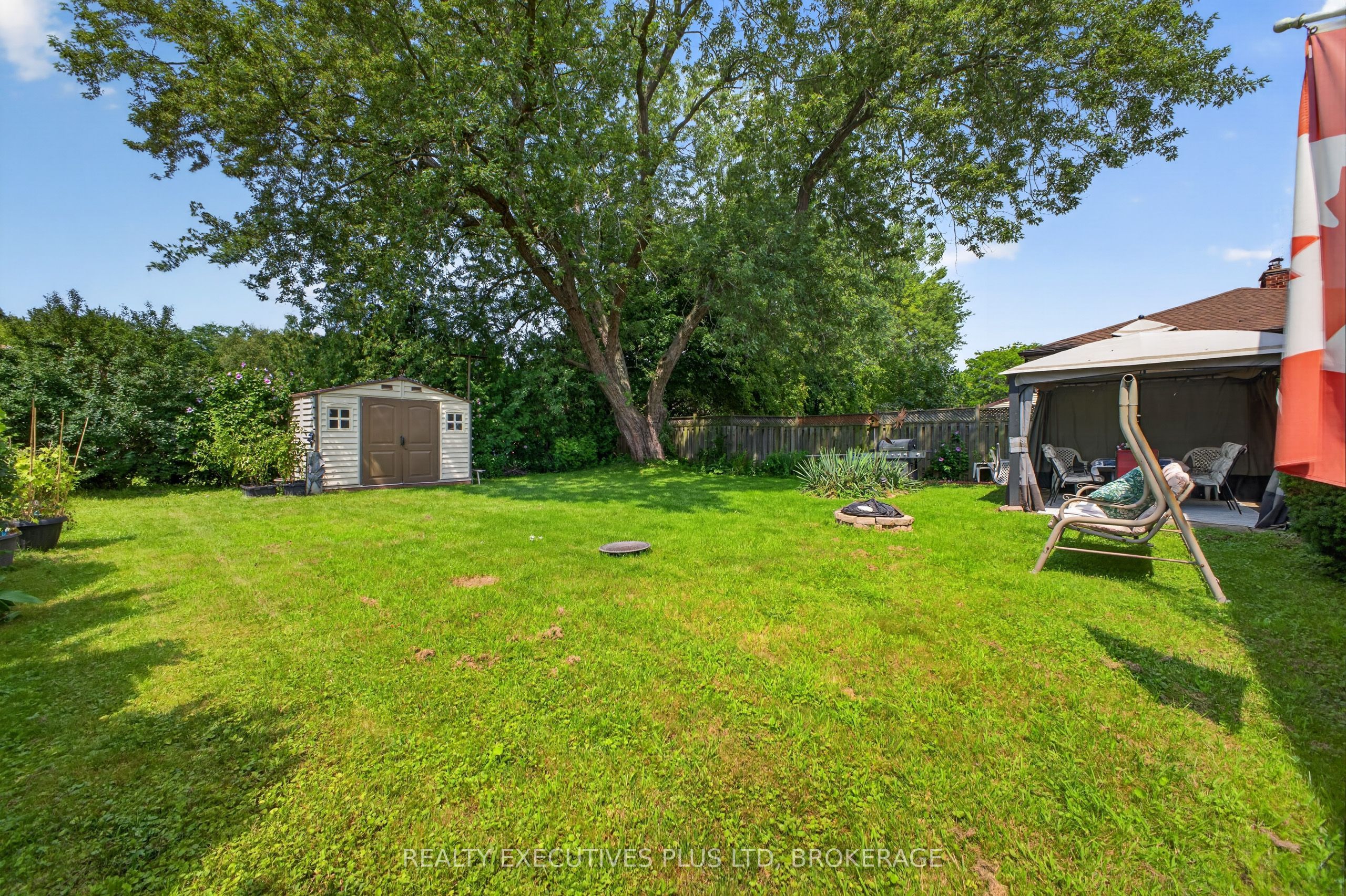 6245 Pitton Road Property Photo 7