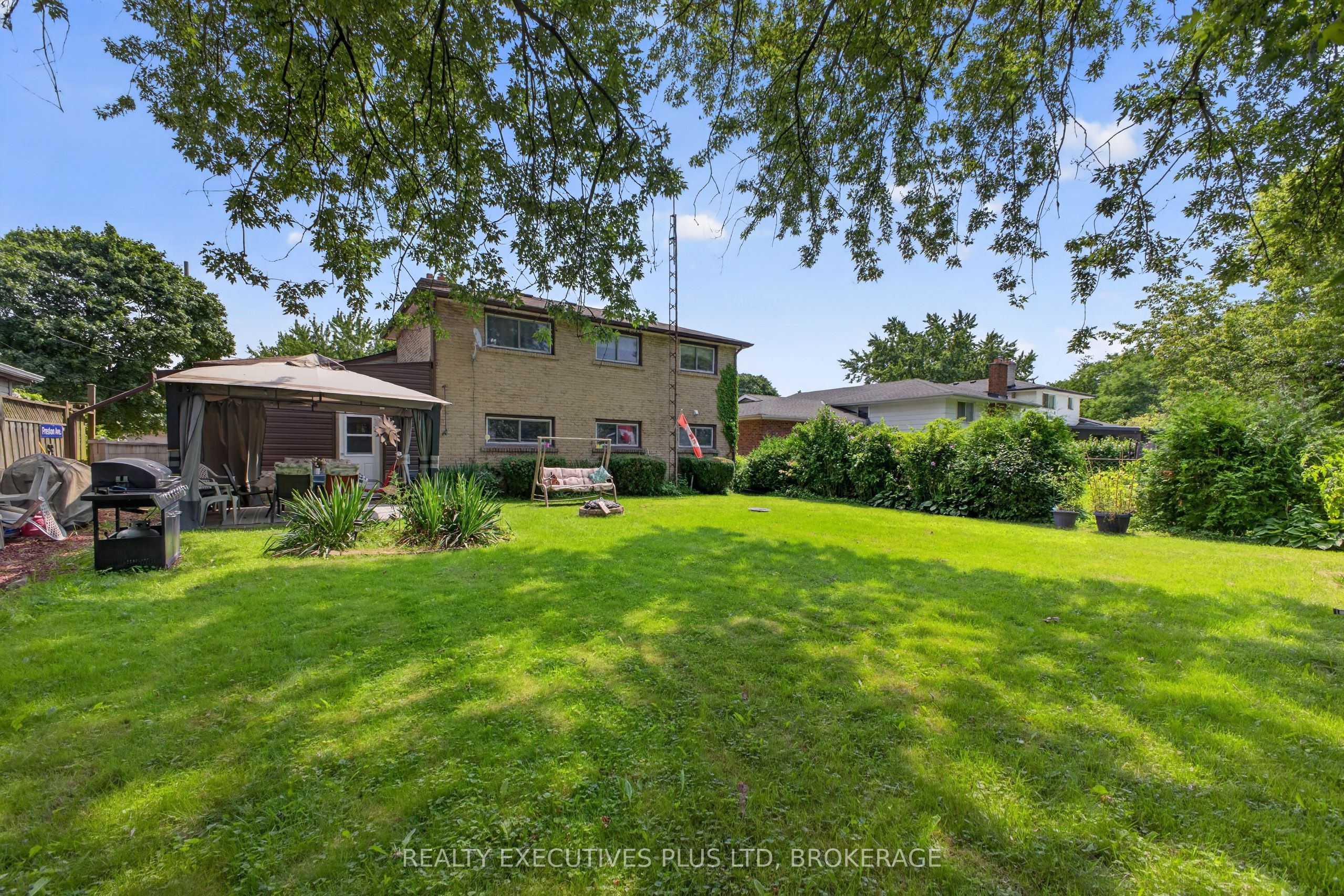 6245 Pitton Road Property Photo 10