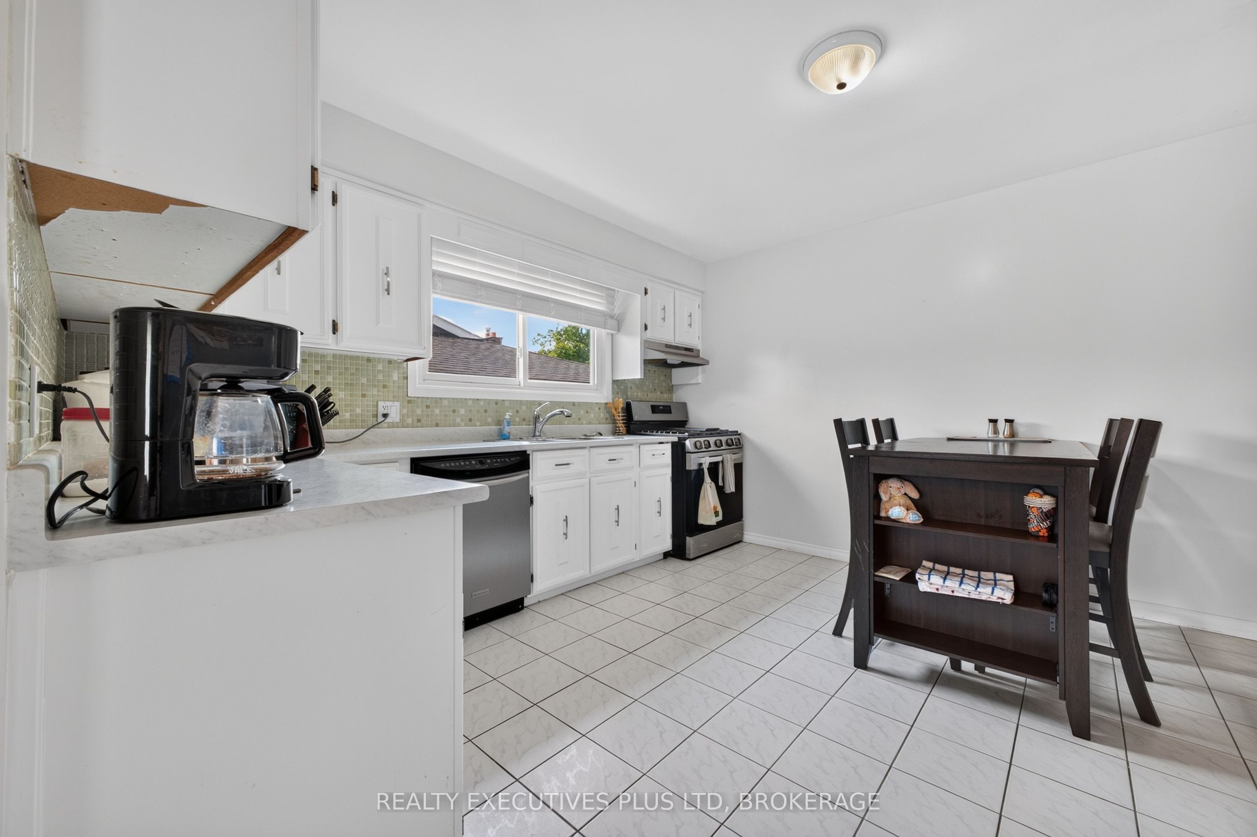 6245 Pitton Road Property Photo 16