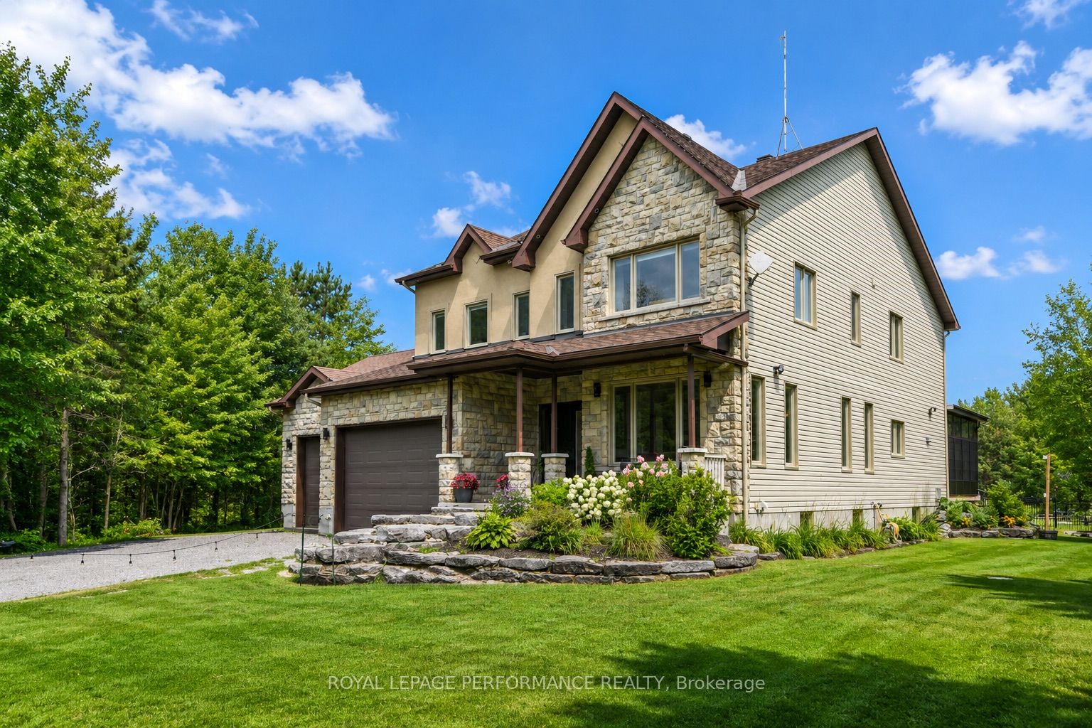 1466 Calypso Street Property Photo 1