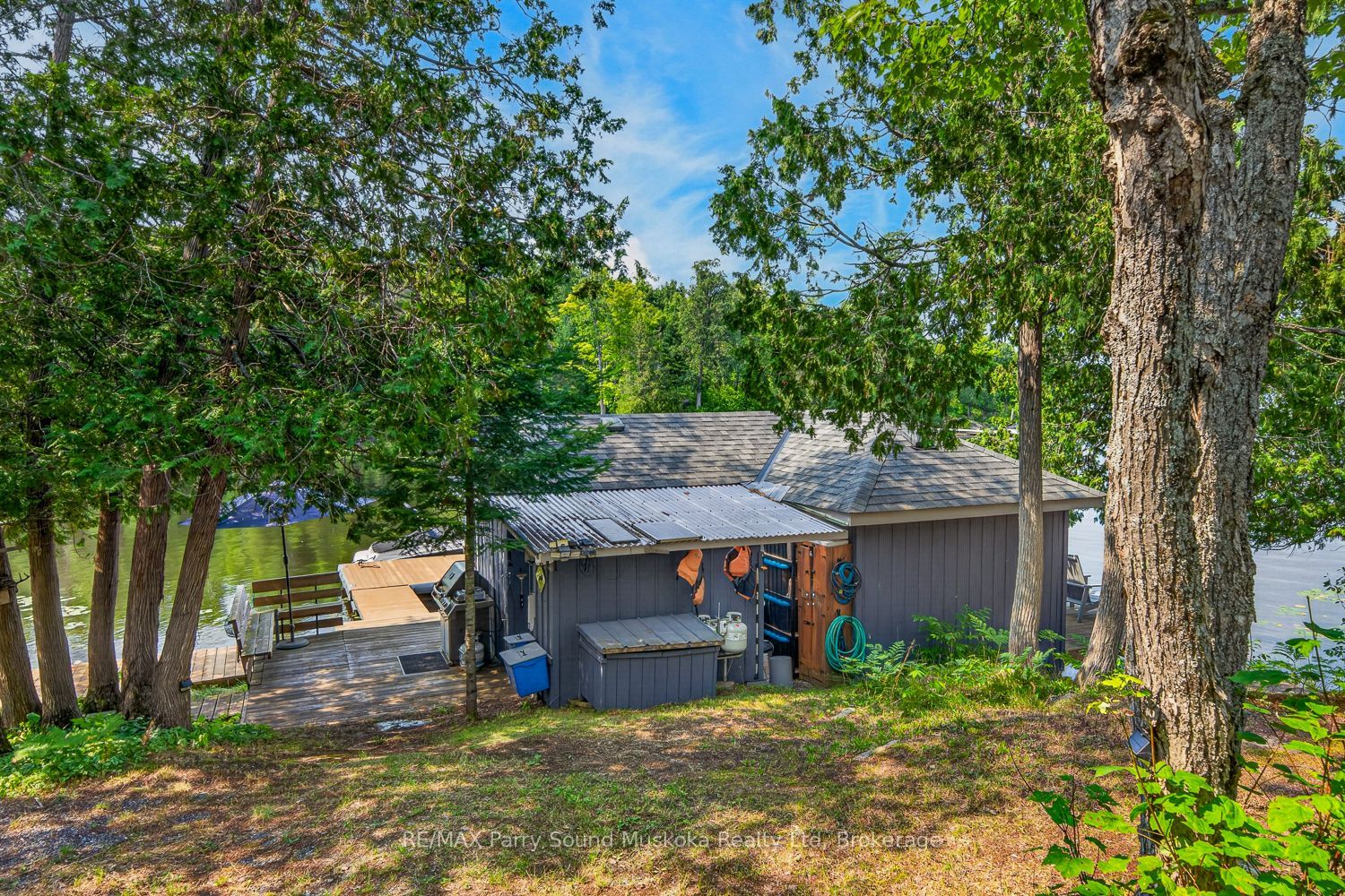 6 Wendy's Lane Property Photo 25