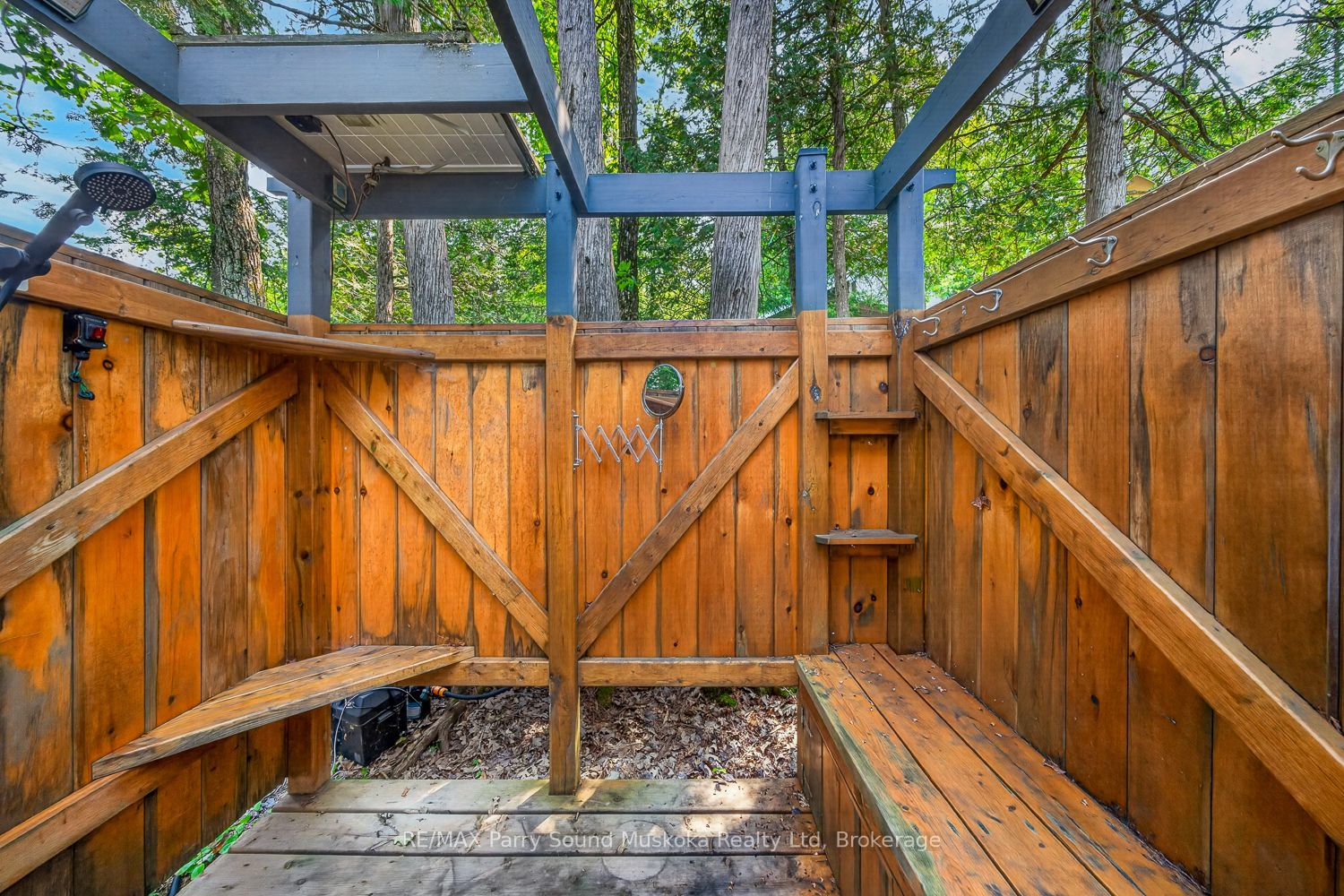 6 Wendy's Lane Property Photo 45
