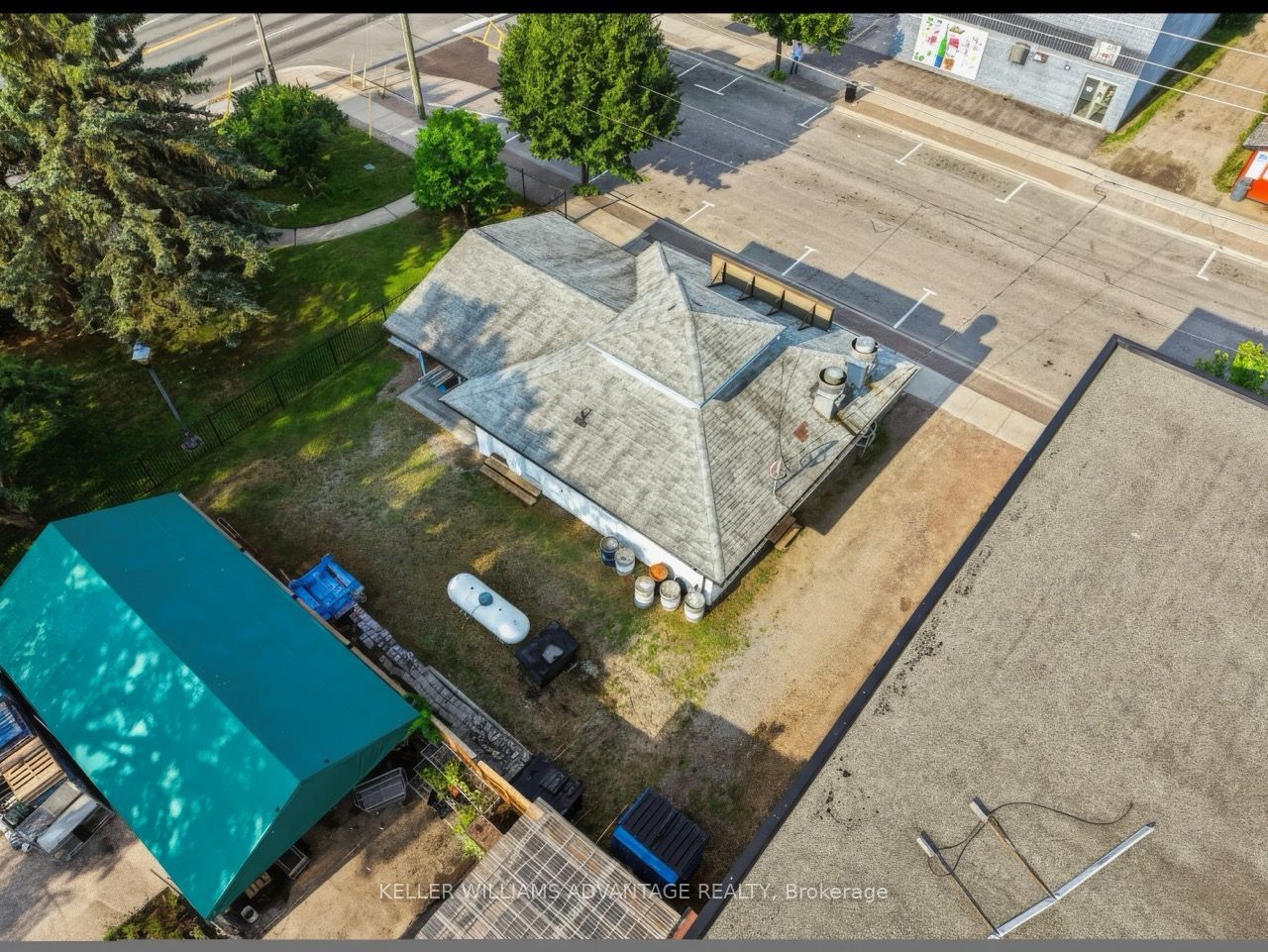 230 Main Street Property Photo 31