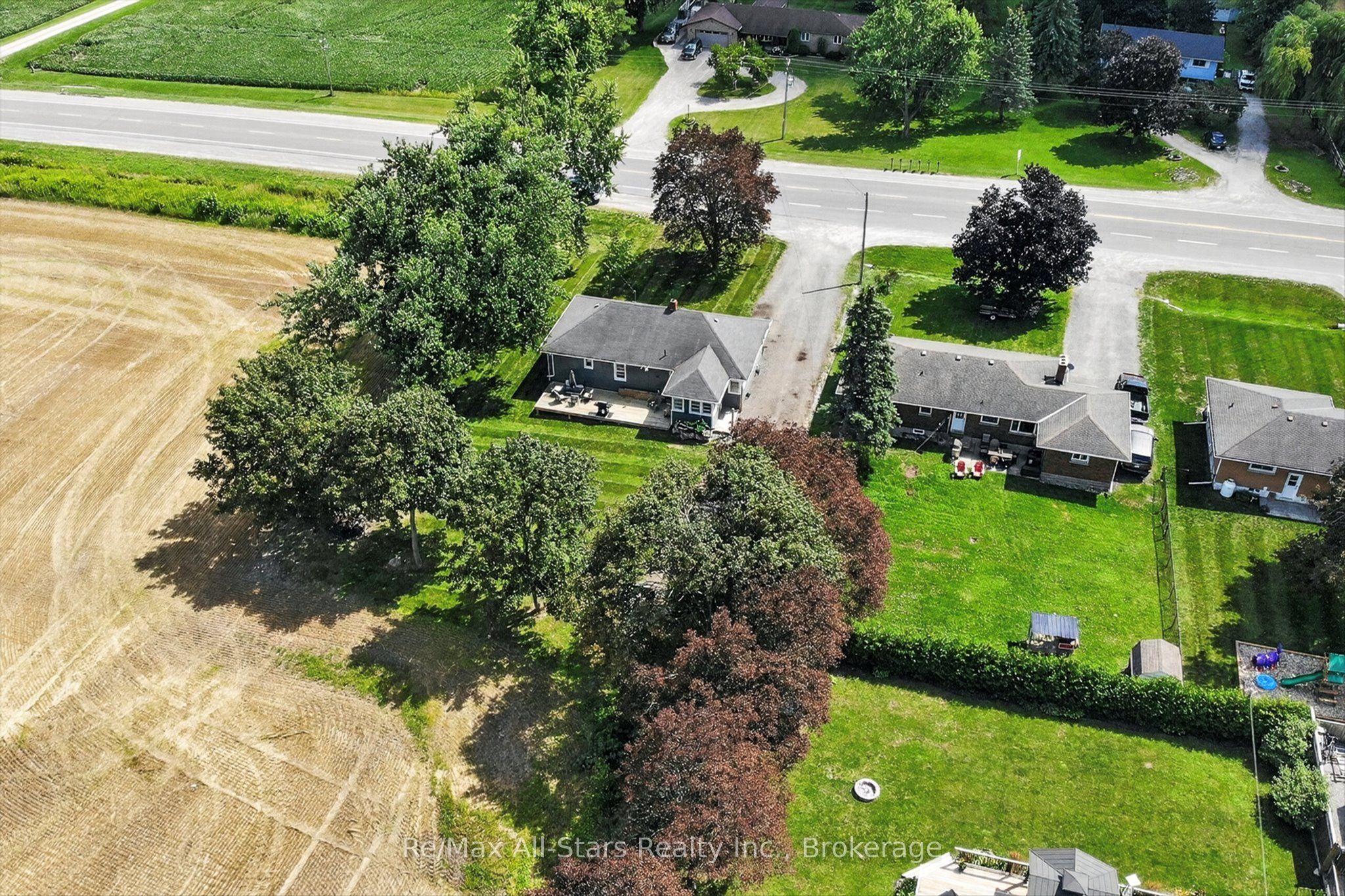 981 Highway 7 Property Photo 39
