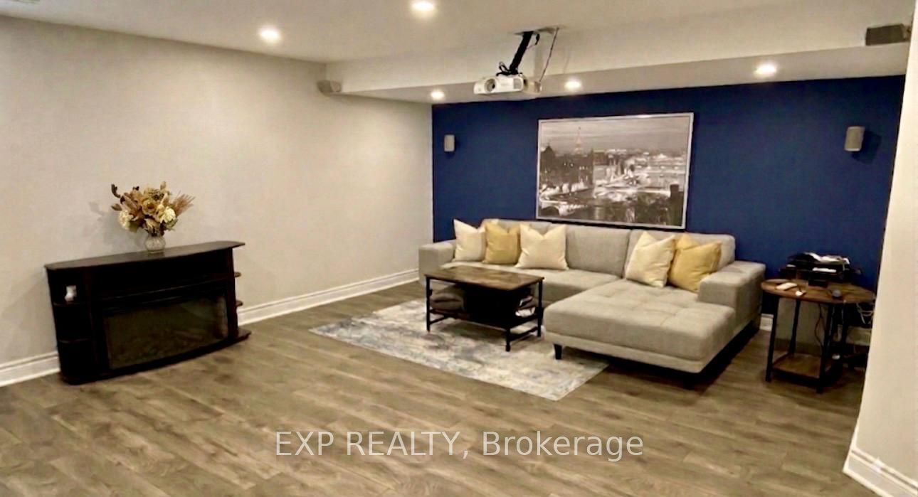 237 Brambling Way Property Photo 2
