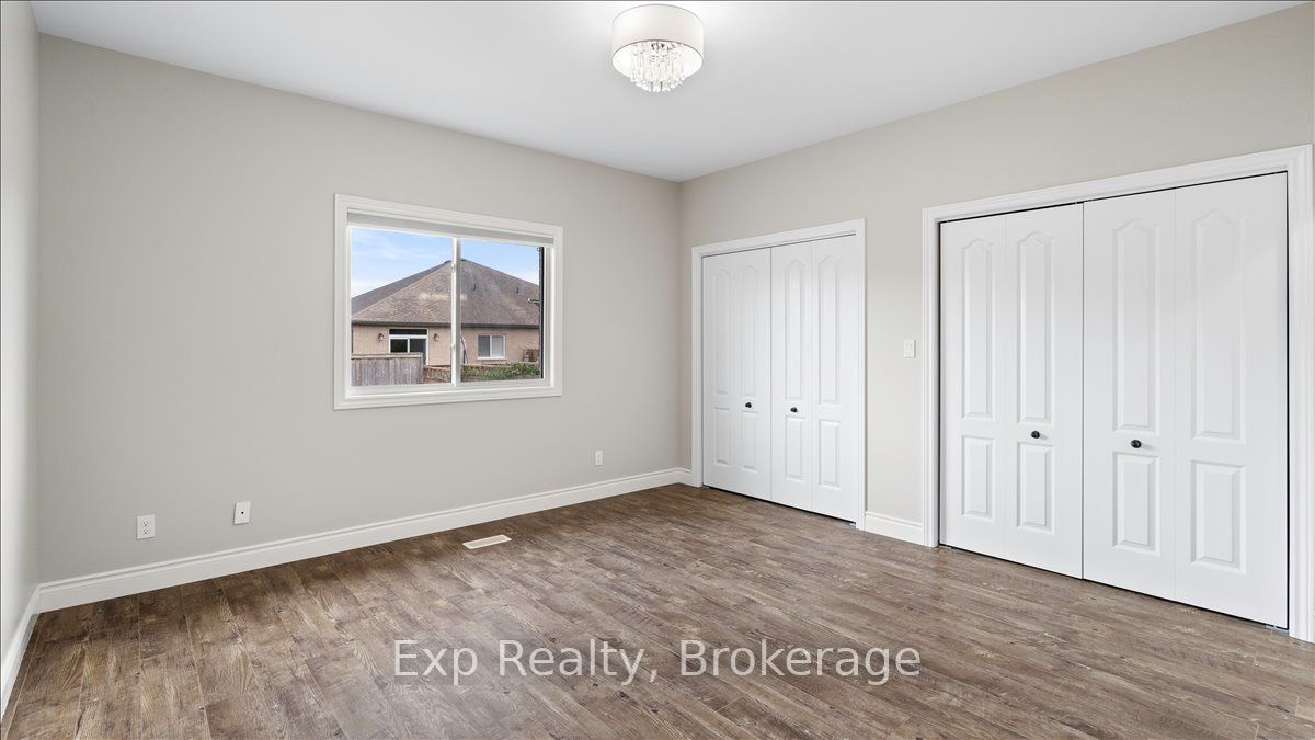 3 Farmington Crescent Property Photo 12