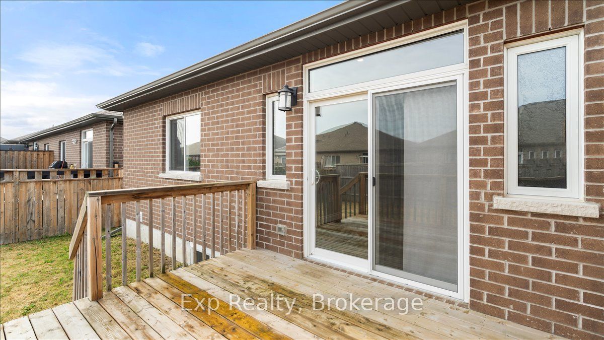 3 Farmington Crescent Property Photo 29