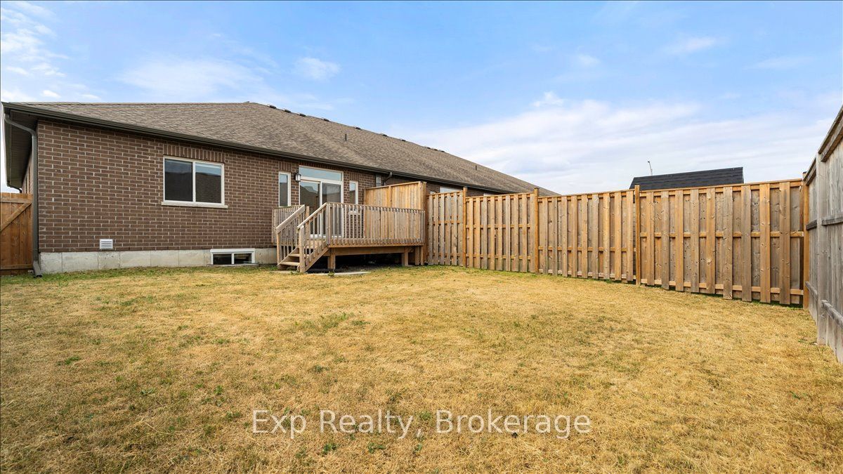 3 Farmington Crescent Property Photo 31