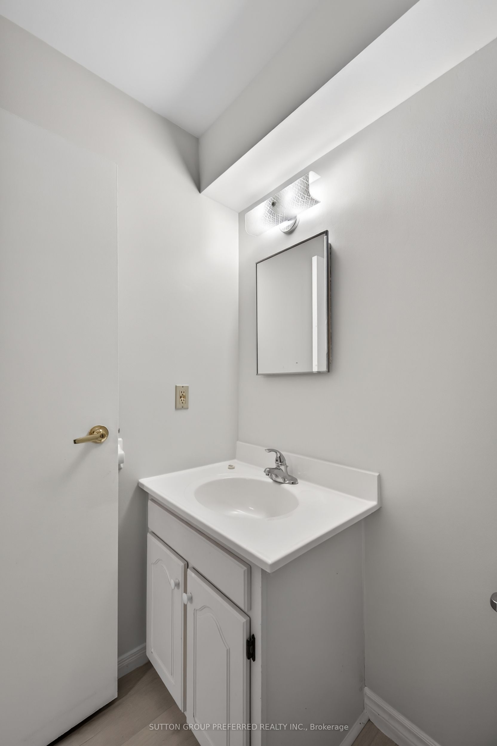 136 Conway Drive 52 Property Photo 8