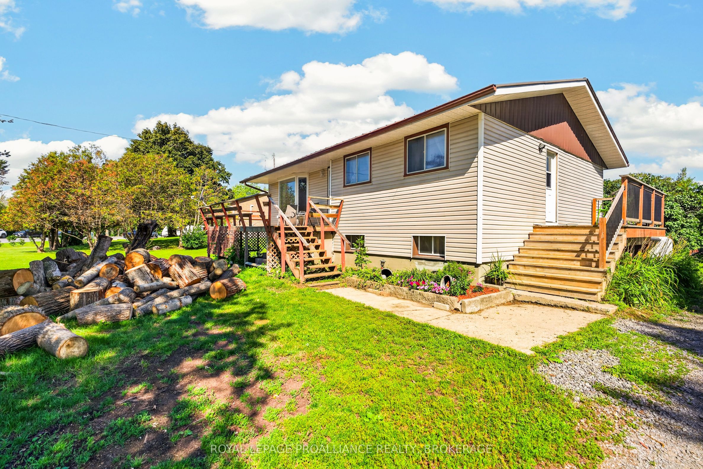3670 Smith Road Property Photo 1