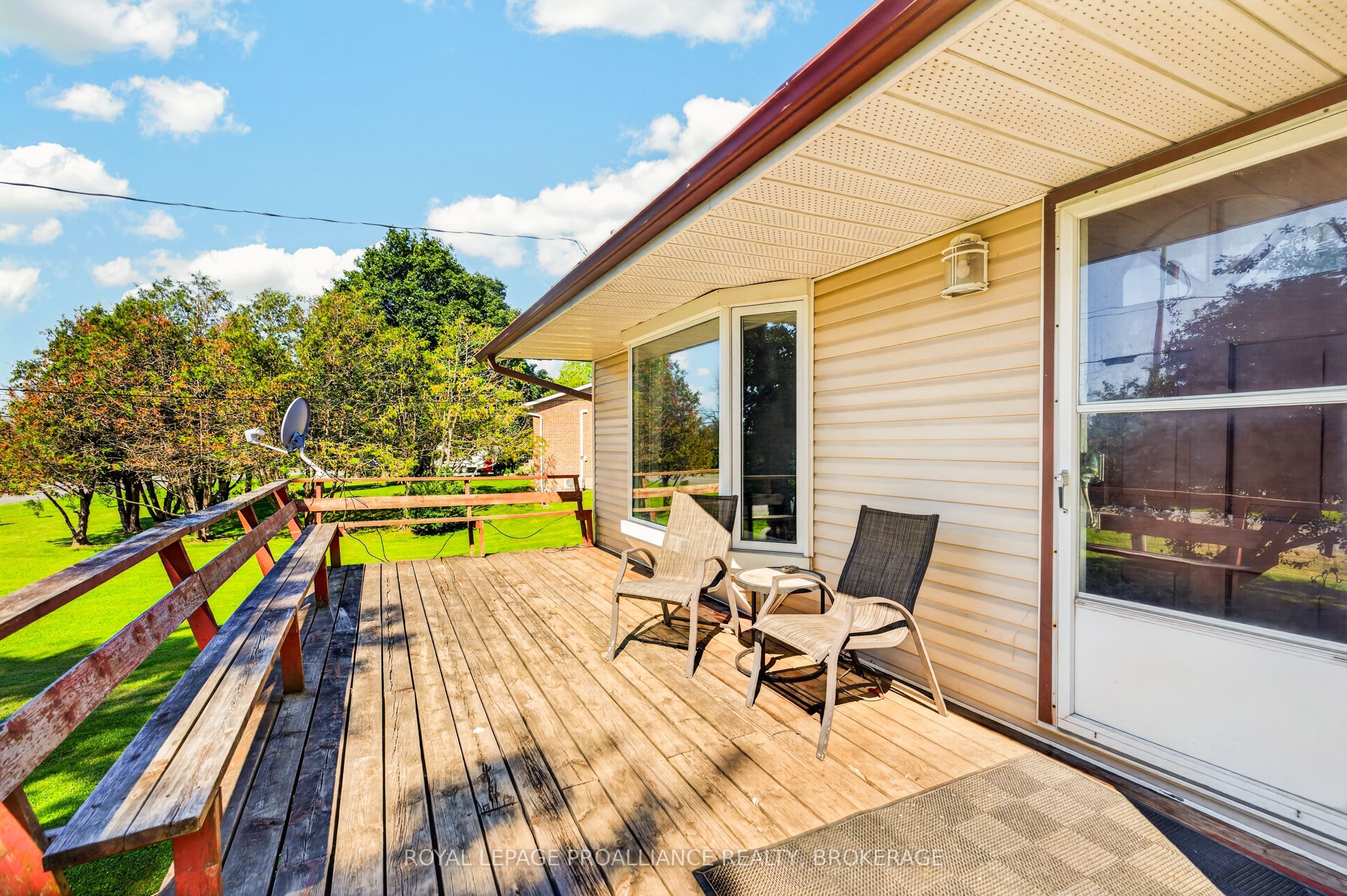 3670 Smith Road Property Photo 5
