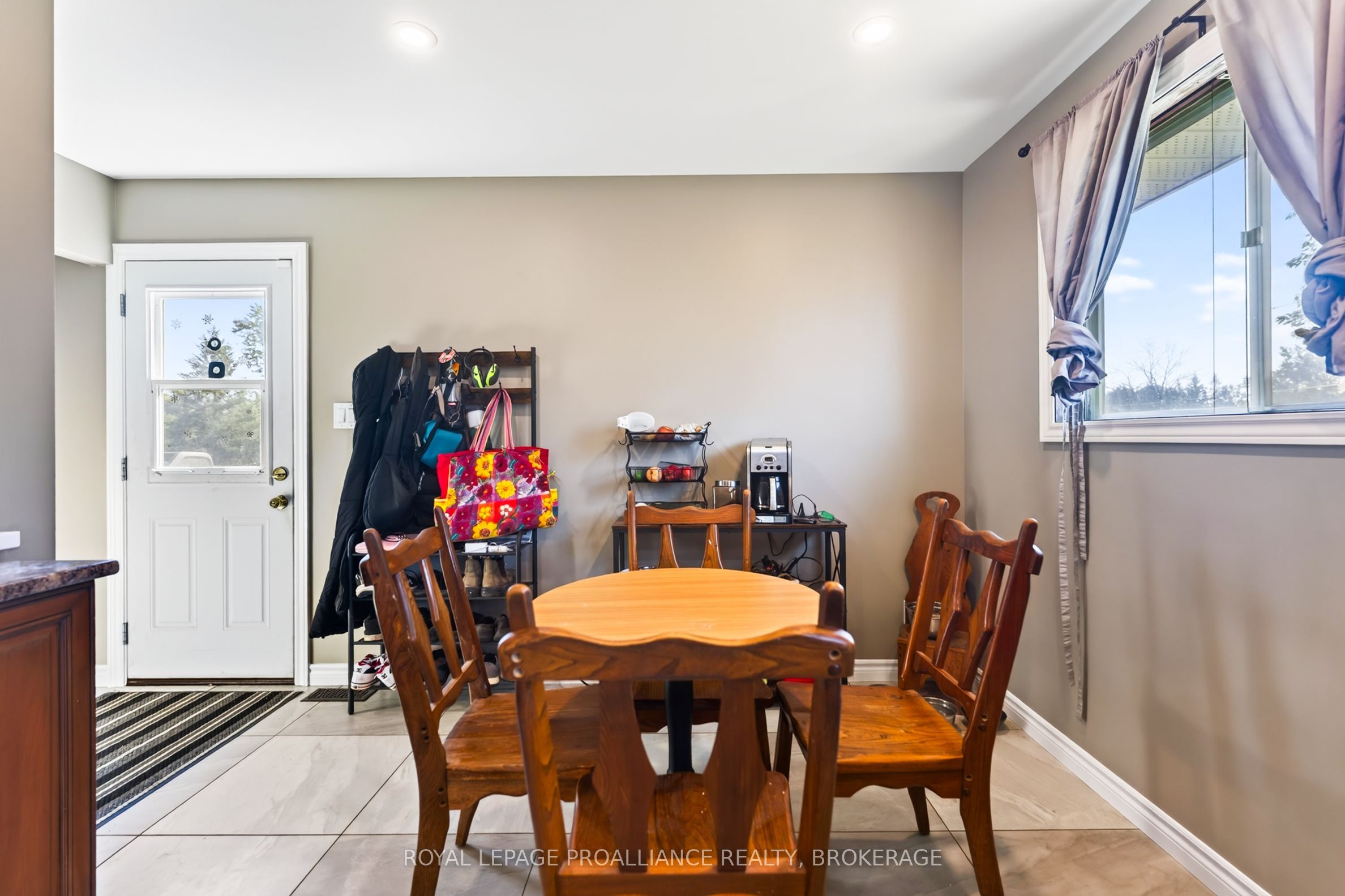 3670 Smith Road Property Photo 16