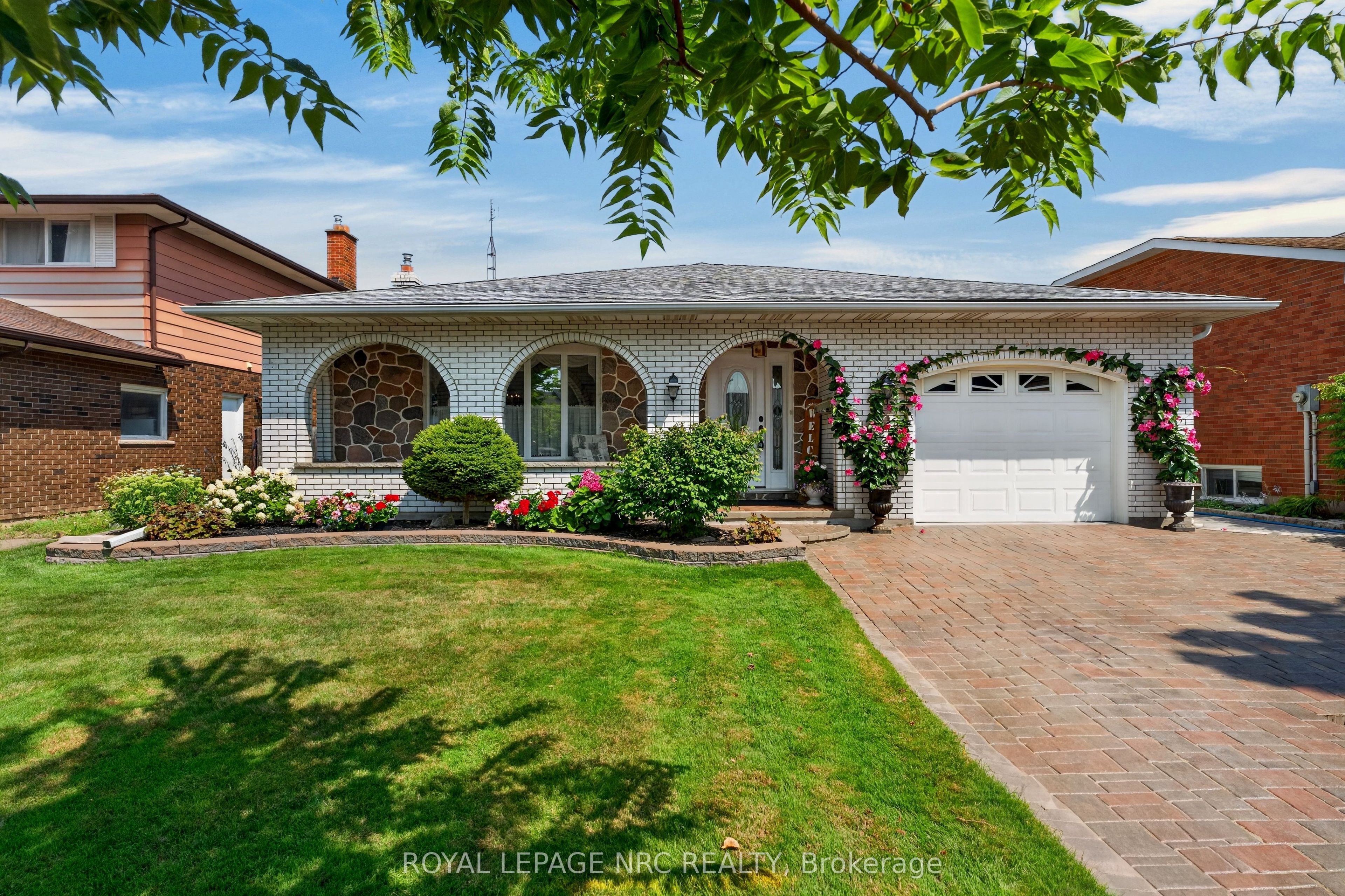 43 Brimley Crescent Property Photo 2