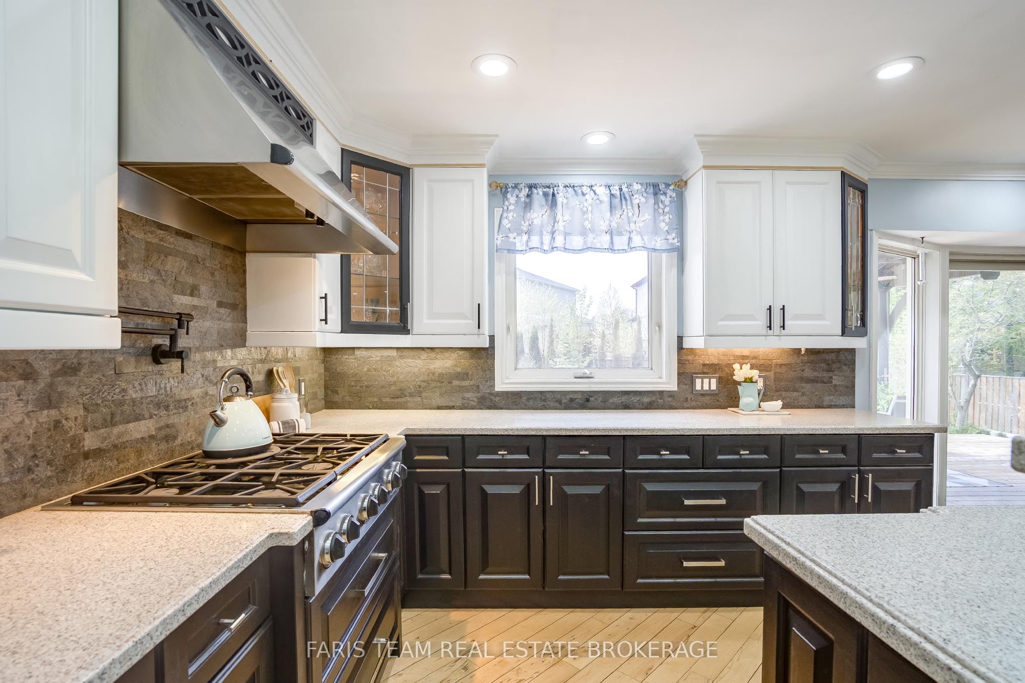 135 Forest Glen Drive Property Photo 11