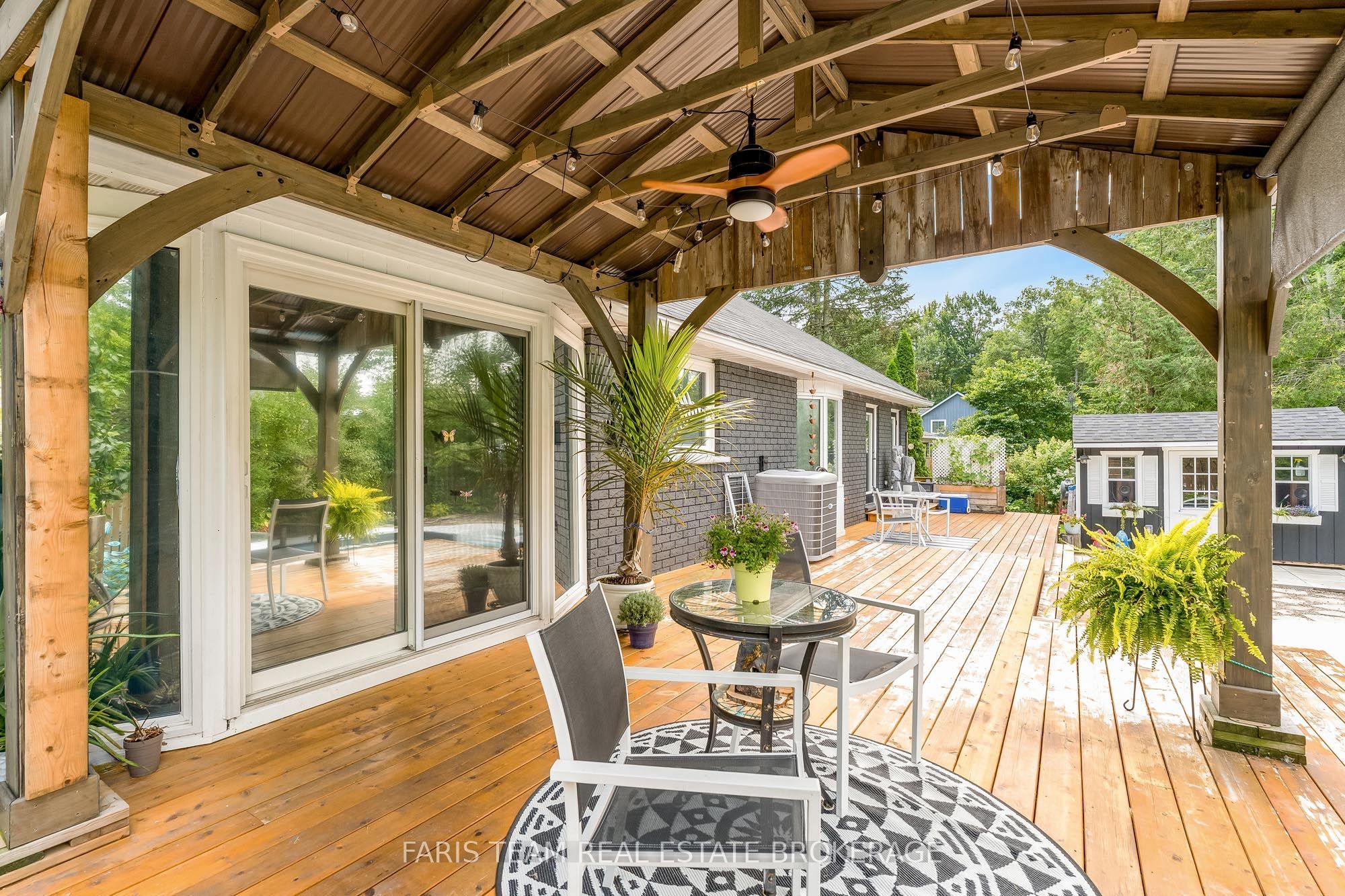 135 Forest Glen Drive Property Photo 39