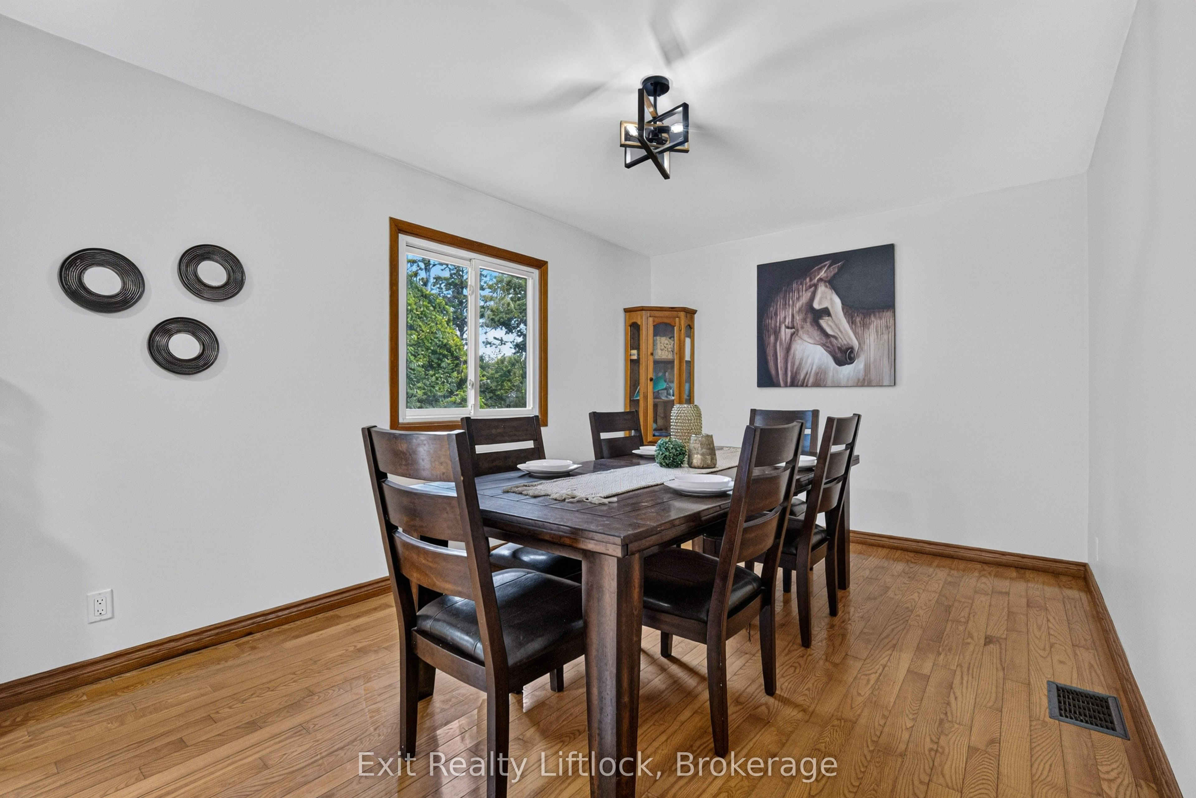 3 Basswood Street Property Photo 17