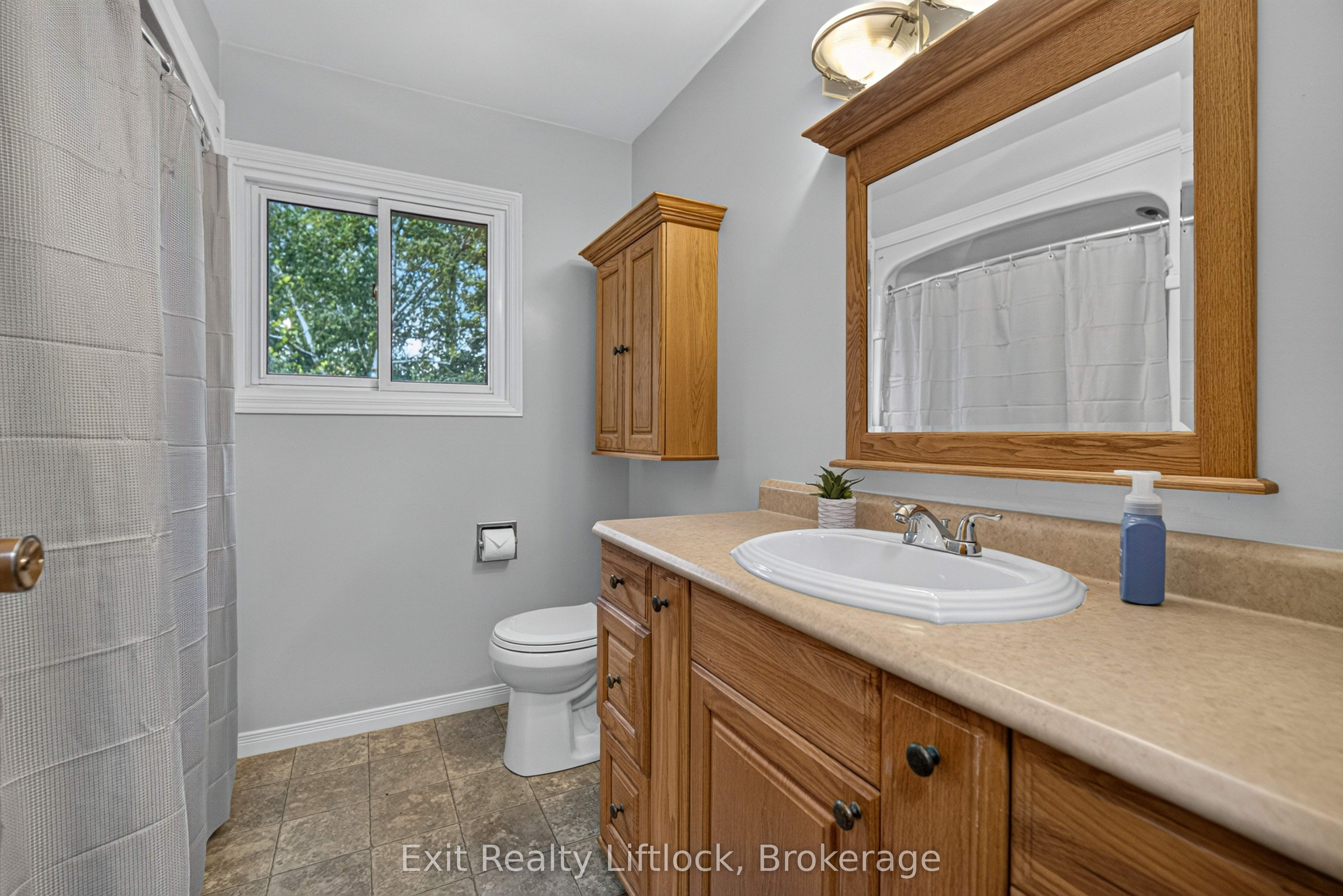 3 Basswood Street Property Photo 21