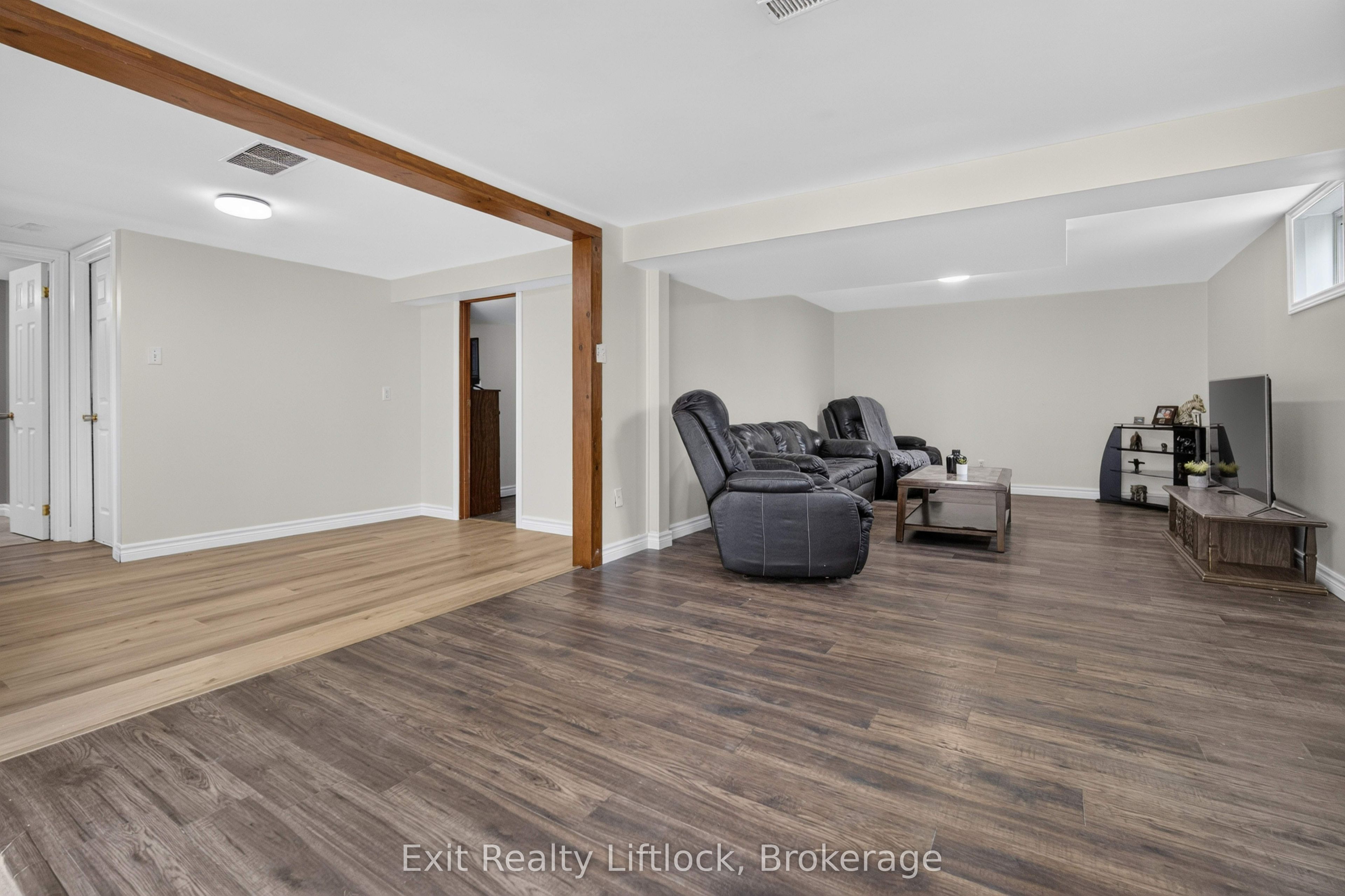 3 Basswood Street Property Photo 31