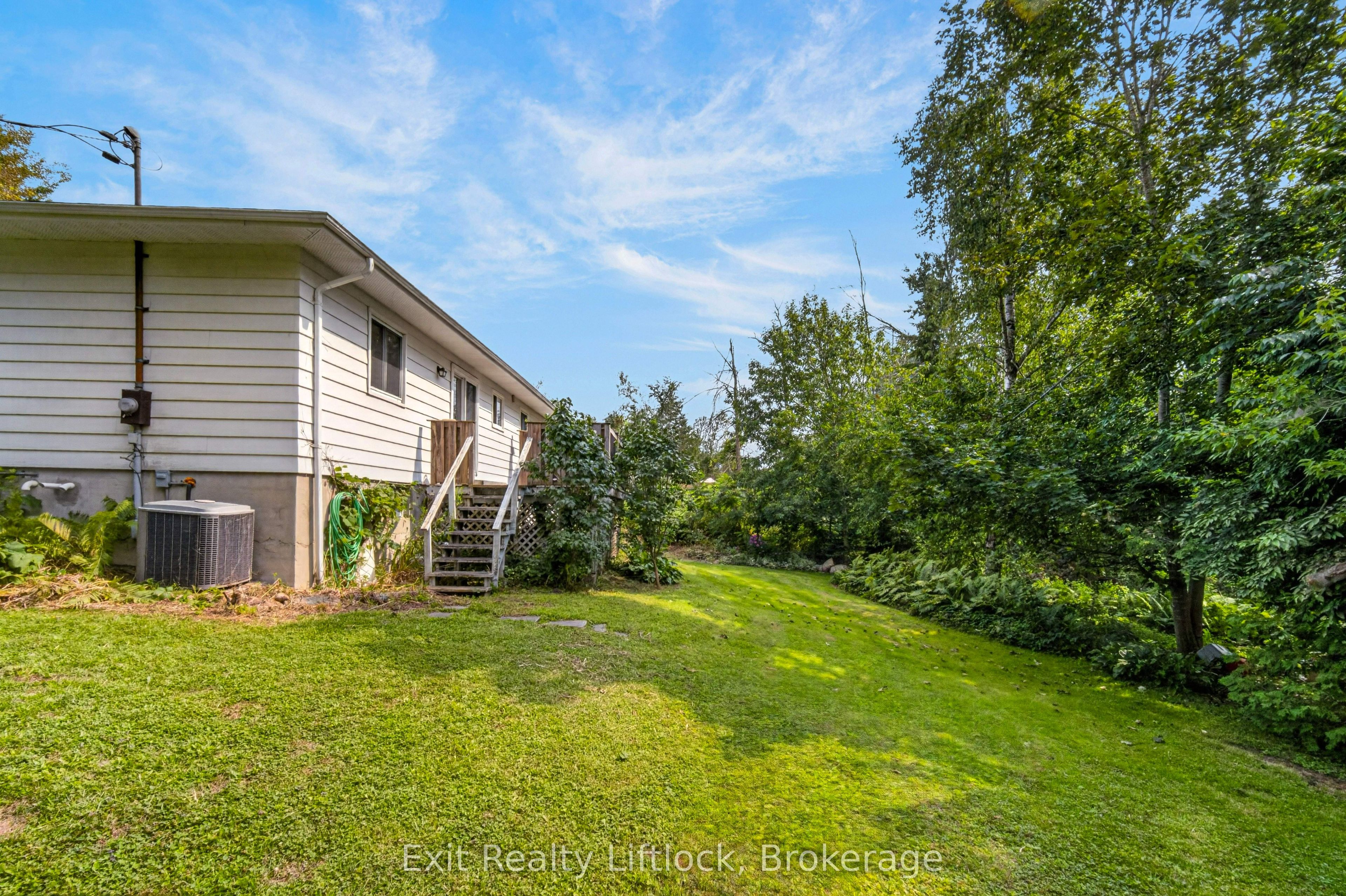3 Basswood Street Property Photo 35