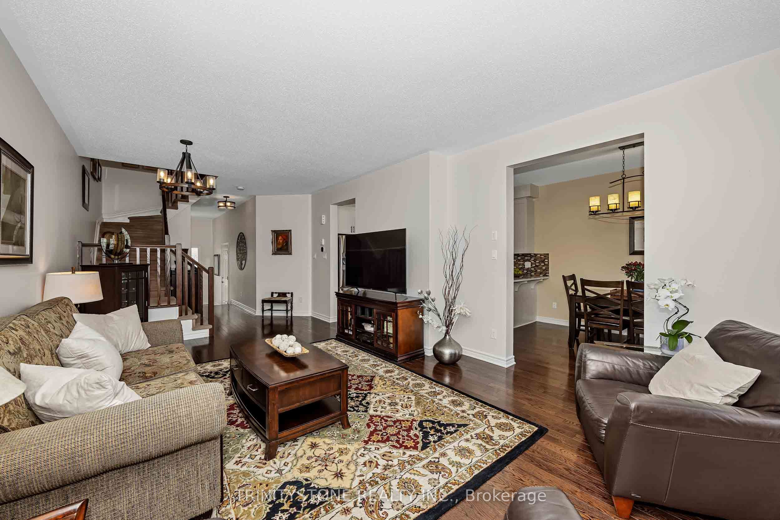 1114 Northgraves Crescent Property Photo 15
