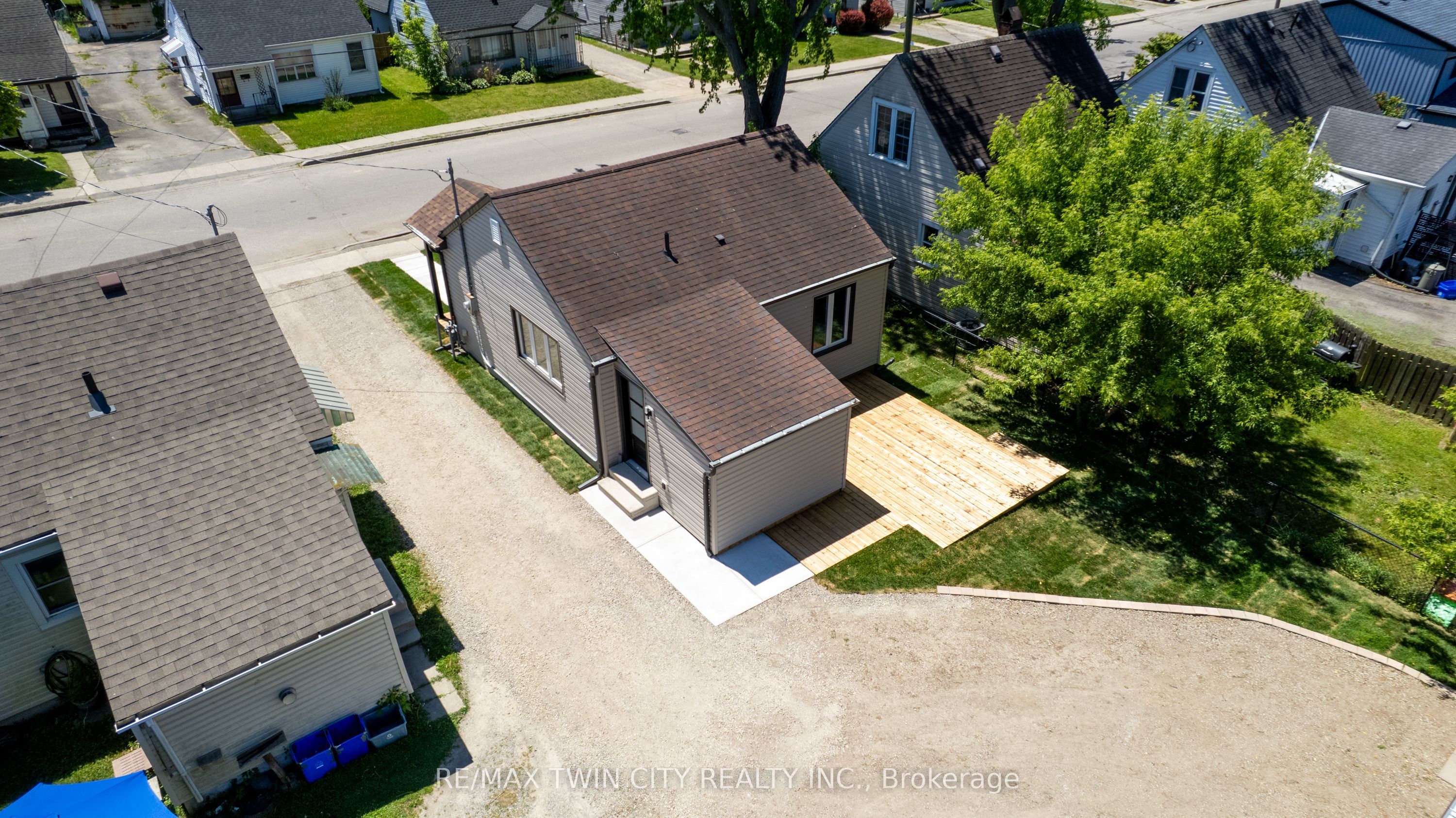 59 Salisbury Avenue Property Photo 28