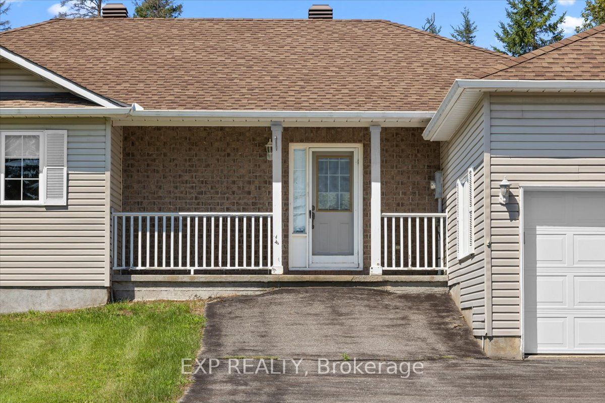 113 Grey Fox Drive Property Photo 2