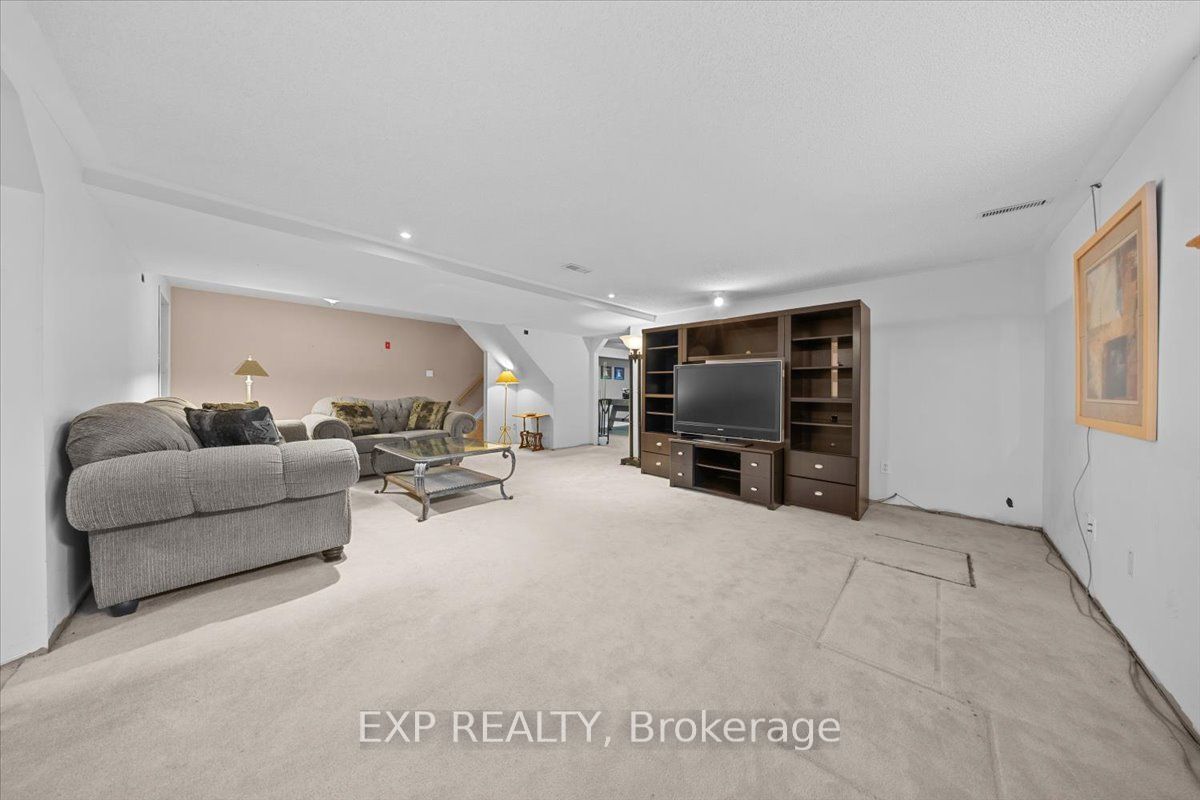 113 Grey Fox Drive Property Photo 34